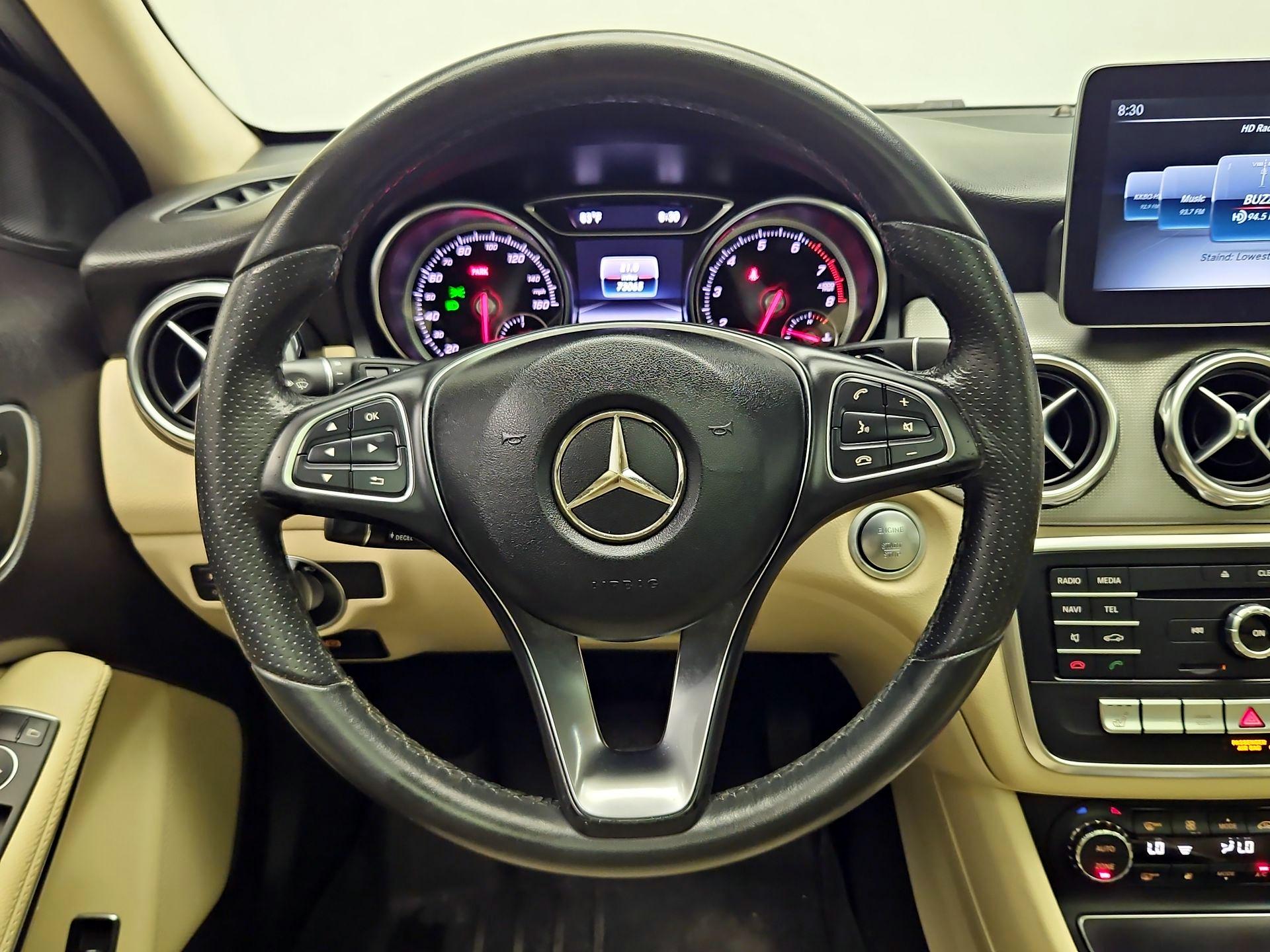 Thumbnail: 2018 Mercedes-Benz GLA - 10