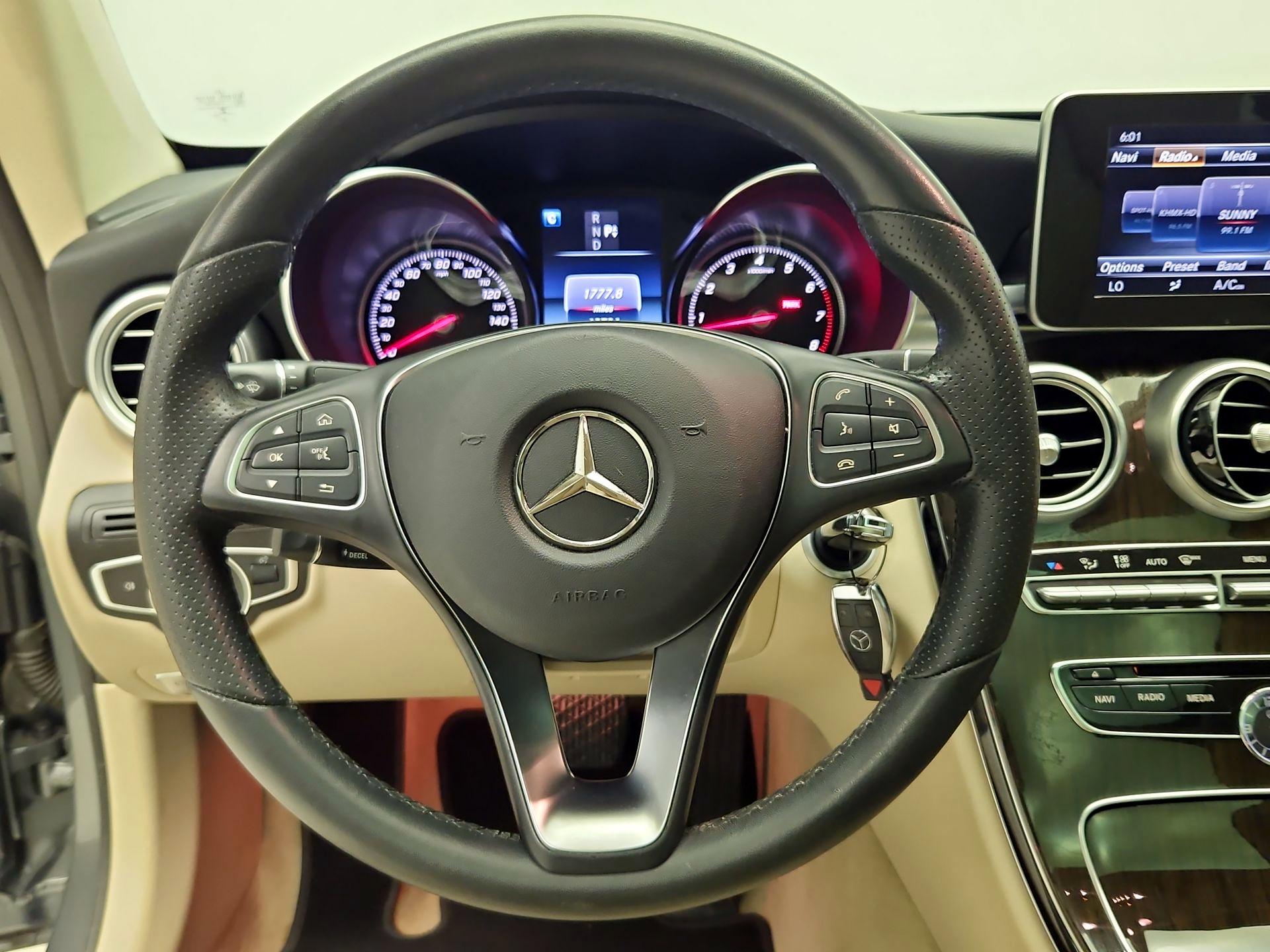 Thumbnail: 2017 Mercedes-Benz C-Class - 10