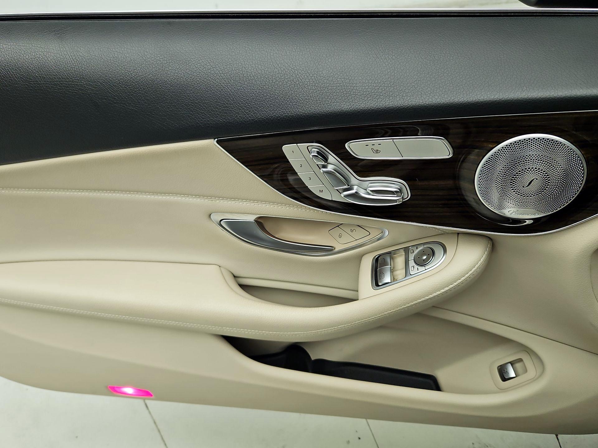 Thumbnail: 2017 Mercedes-Benz C-Class - 12