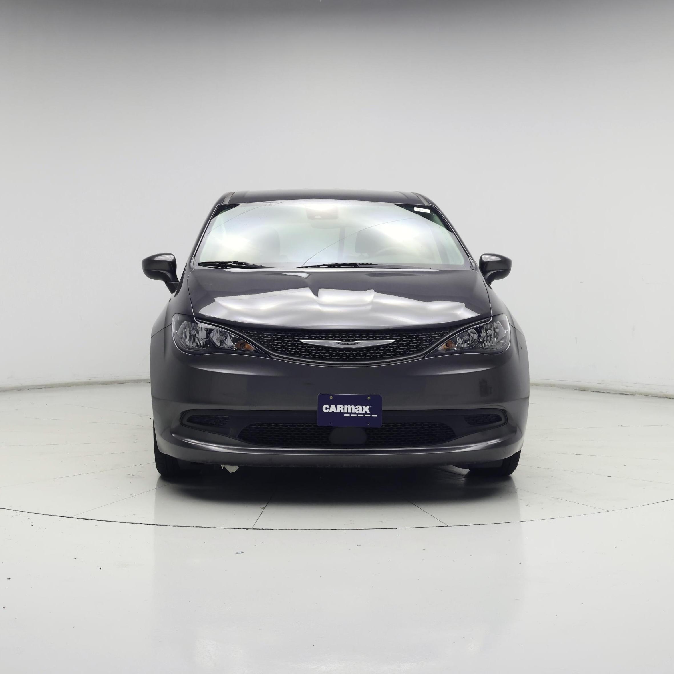 Thumbnail: 2023 Chrysler Voyager - 5