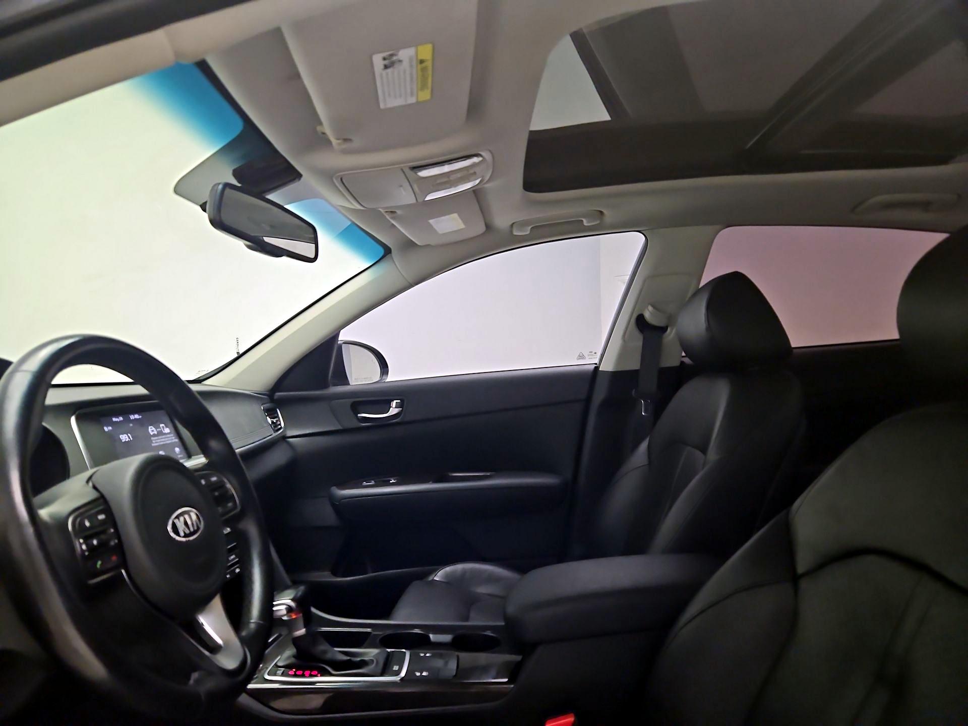 Thumbnail: 2018 Kia Optima - 19