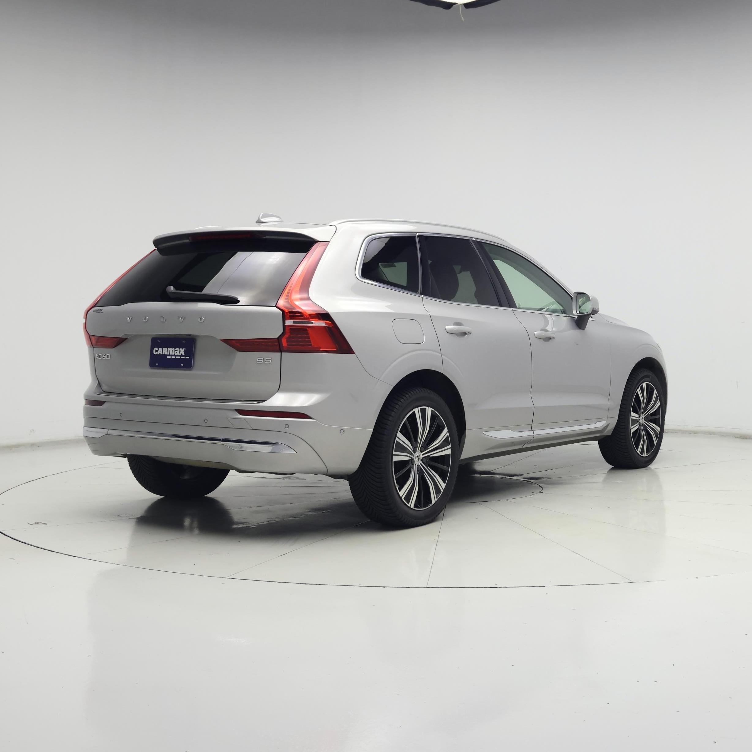 Thumbnail: 2022 Volvo XC60 - 8