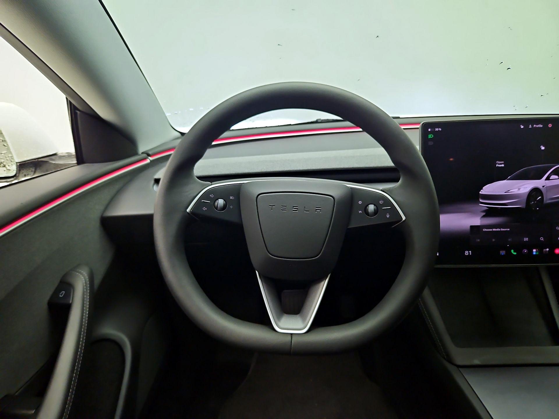 Thumbnail: 2025 Tesla Model 3 - 10