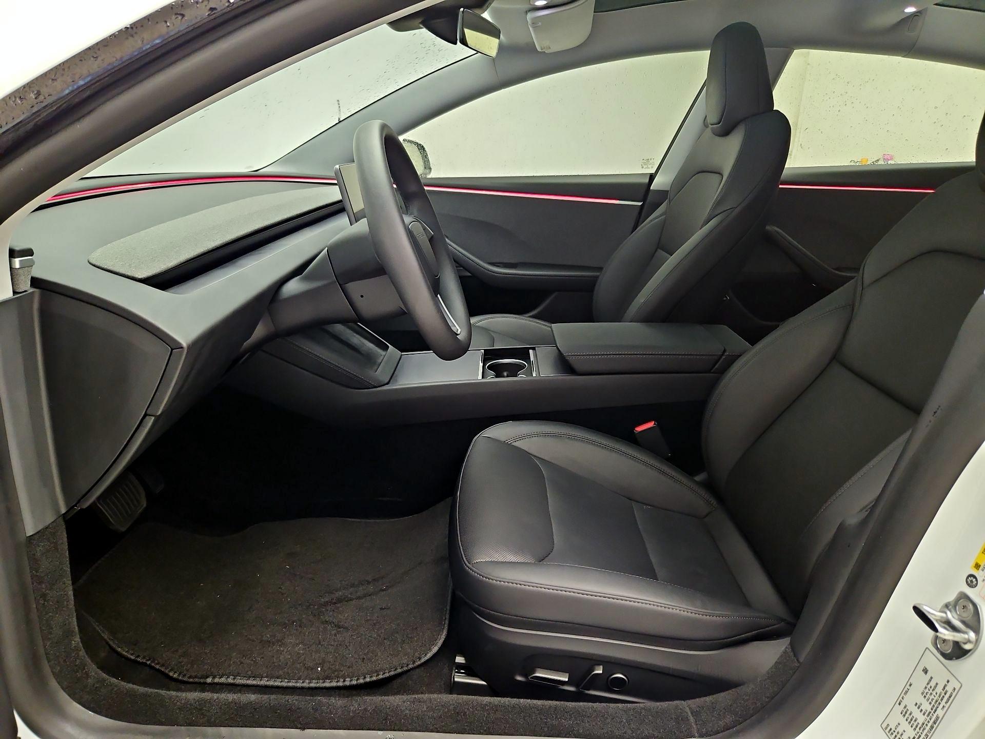 Thumbnail: 2025 Tesla Model 3 - 11