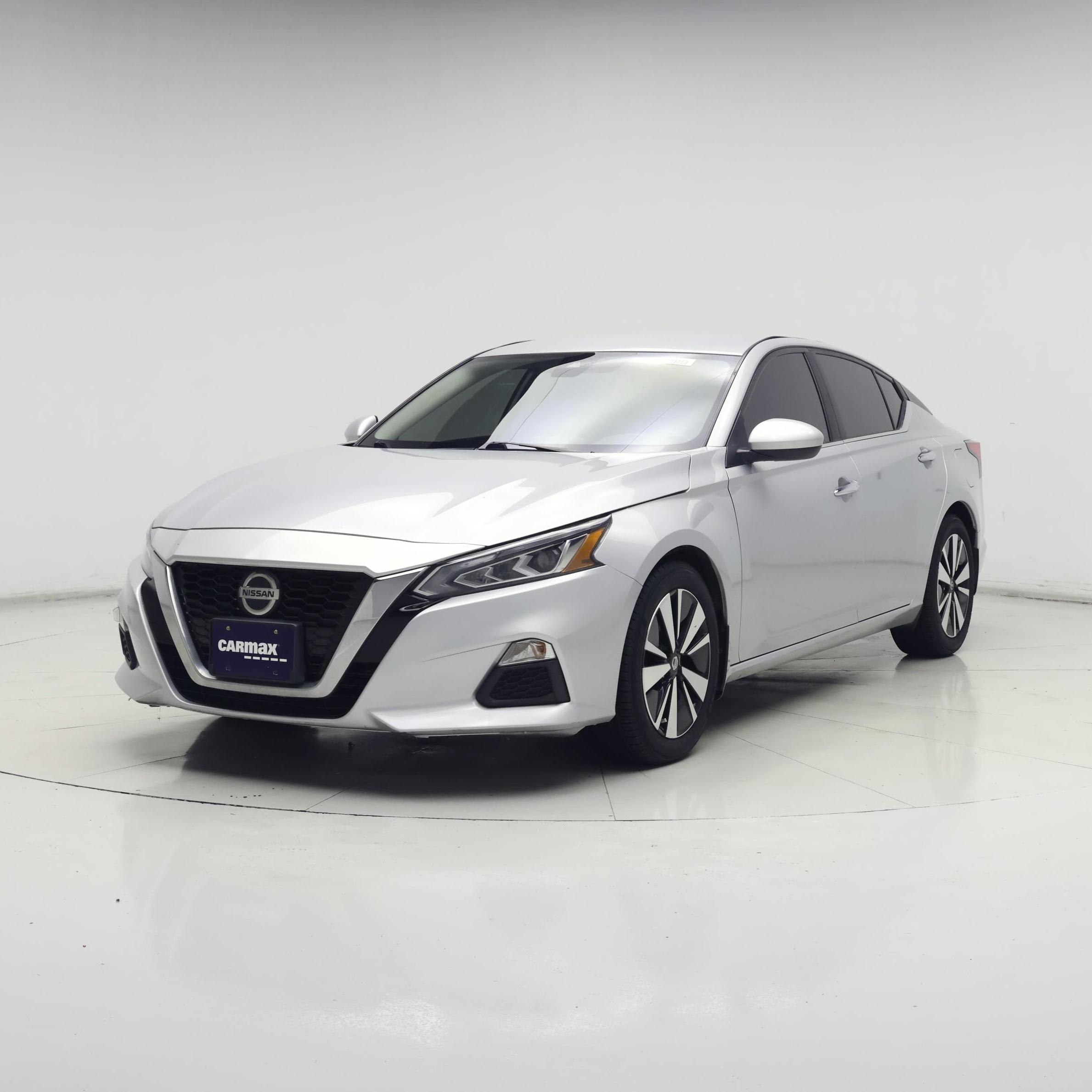 Thumbnail: 2022 Nissan Altima - 4