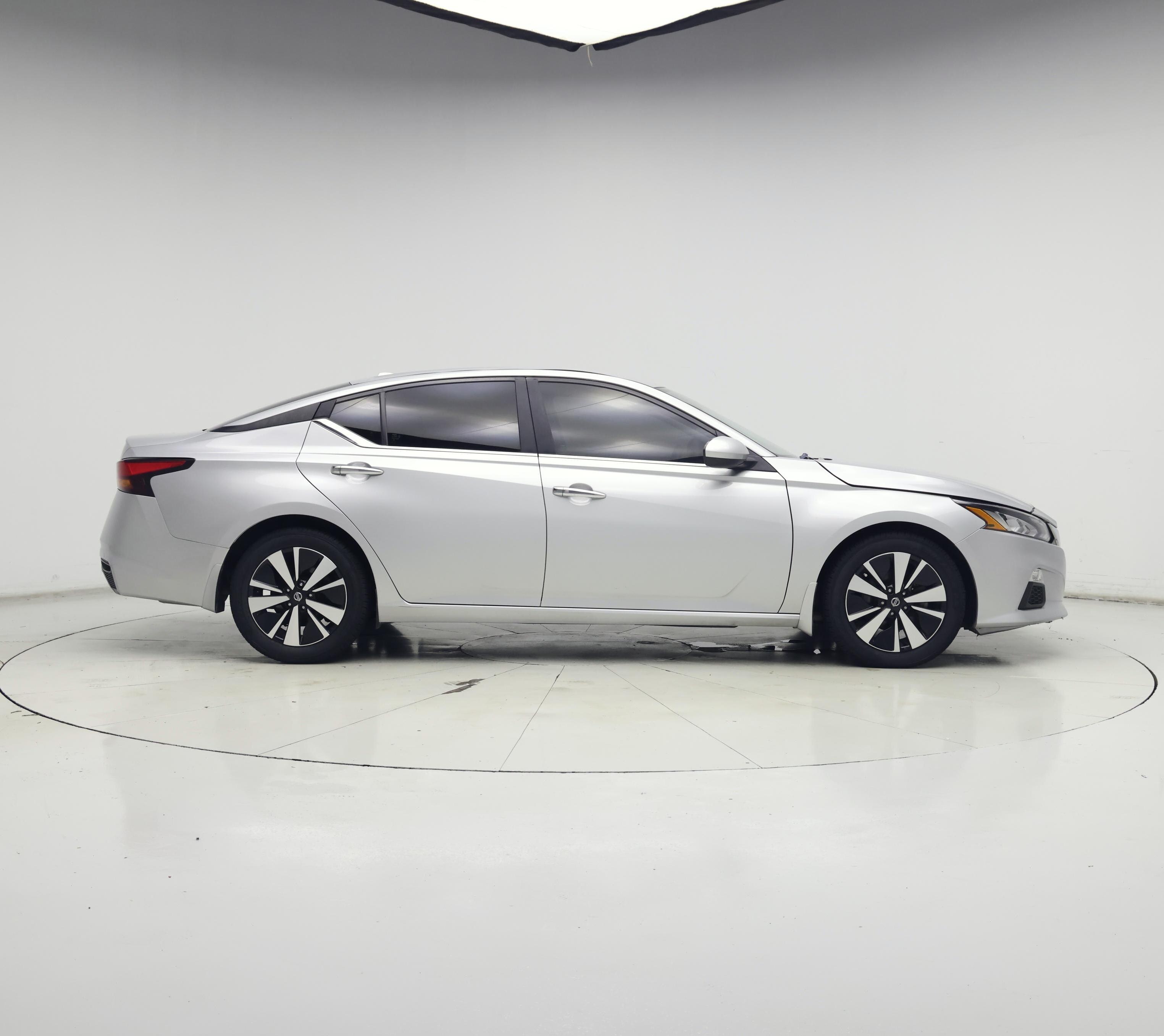 Thumbnail: 2022 Nissan Altima - 7