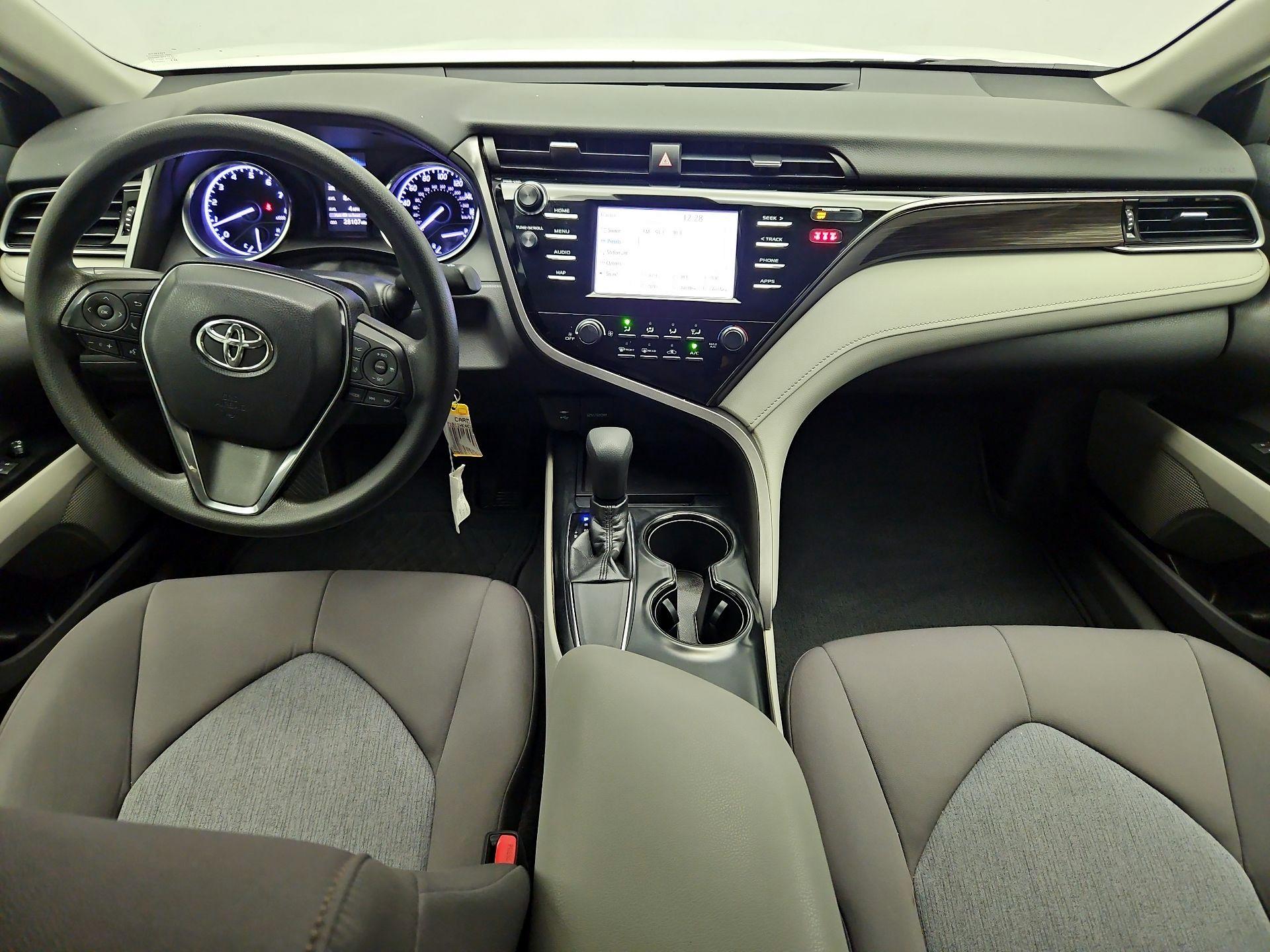 Thumbnail: 2019 Toyota Camry - 9