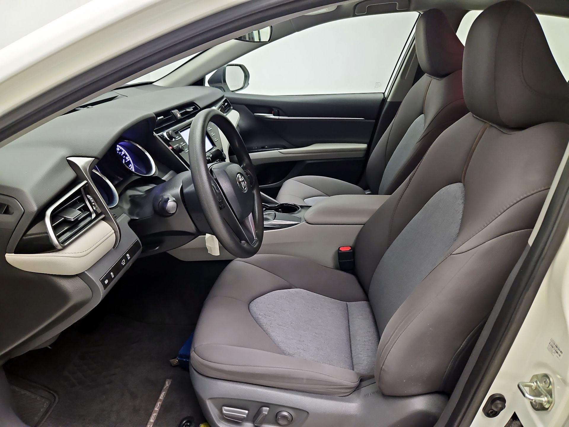 Thumbnail: 2019 Toyota Camry - 11