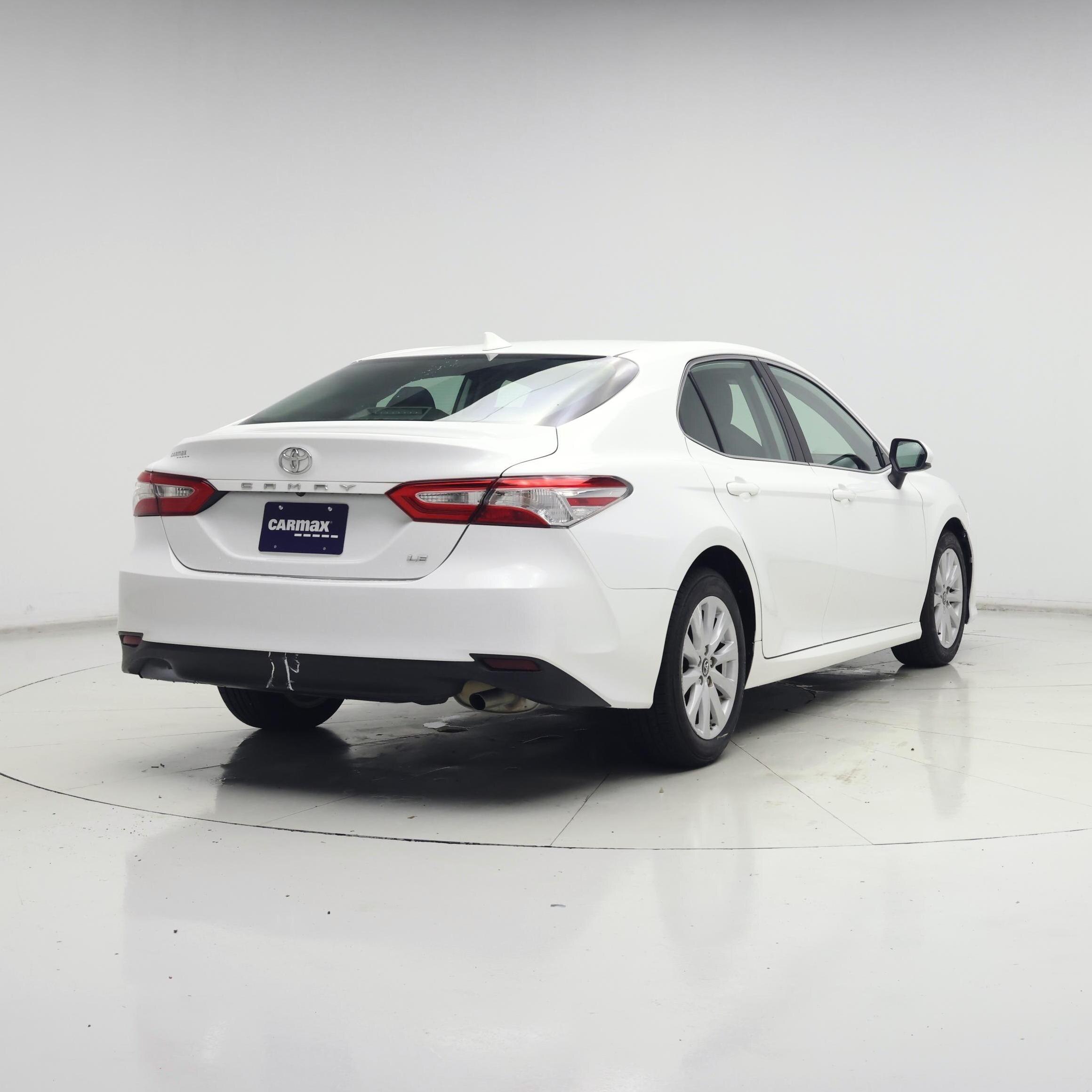 Thumbnail: 2019 Toyota Camry - 8