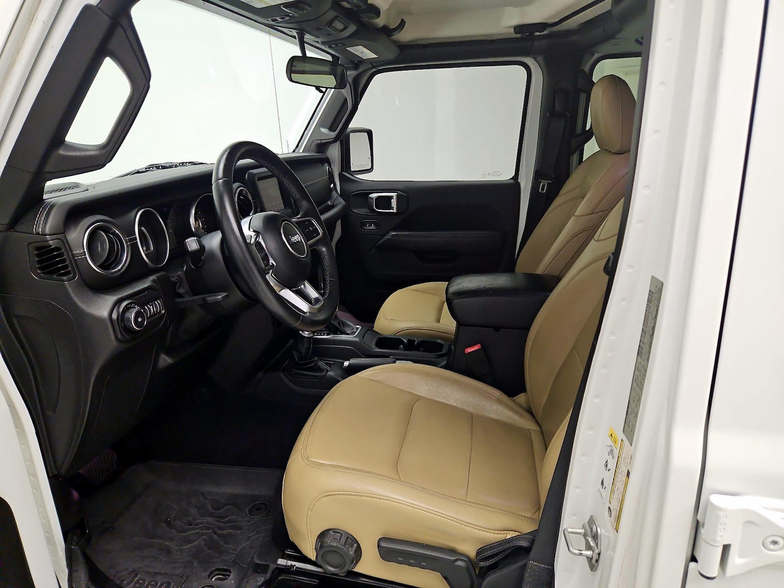 2018 Jeep All-New Wrangler Unlimited Sahara - Photo 12