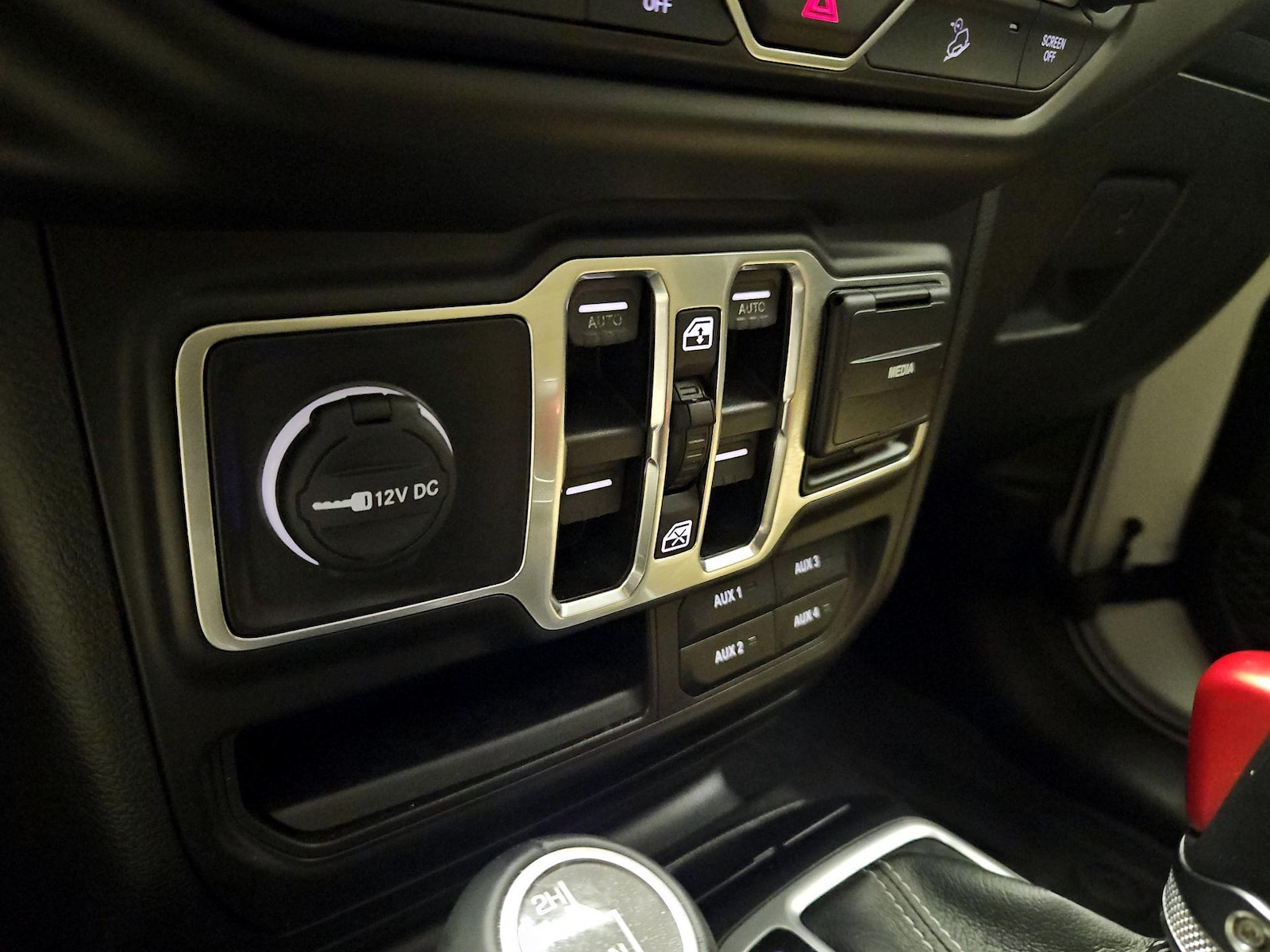 2018 Jeep All-New Wrangler Unlimited Sahara - Photo 19