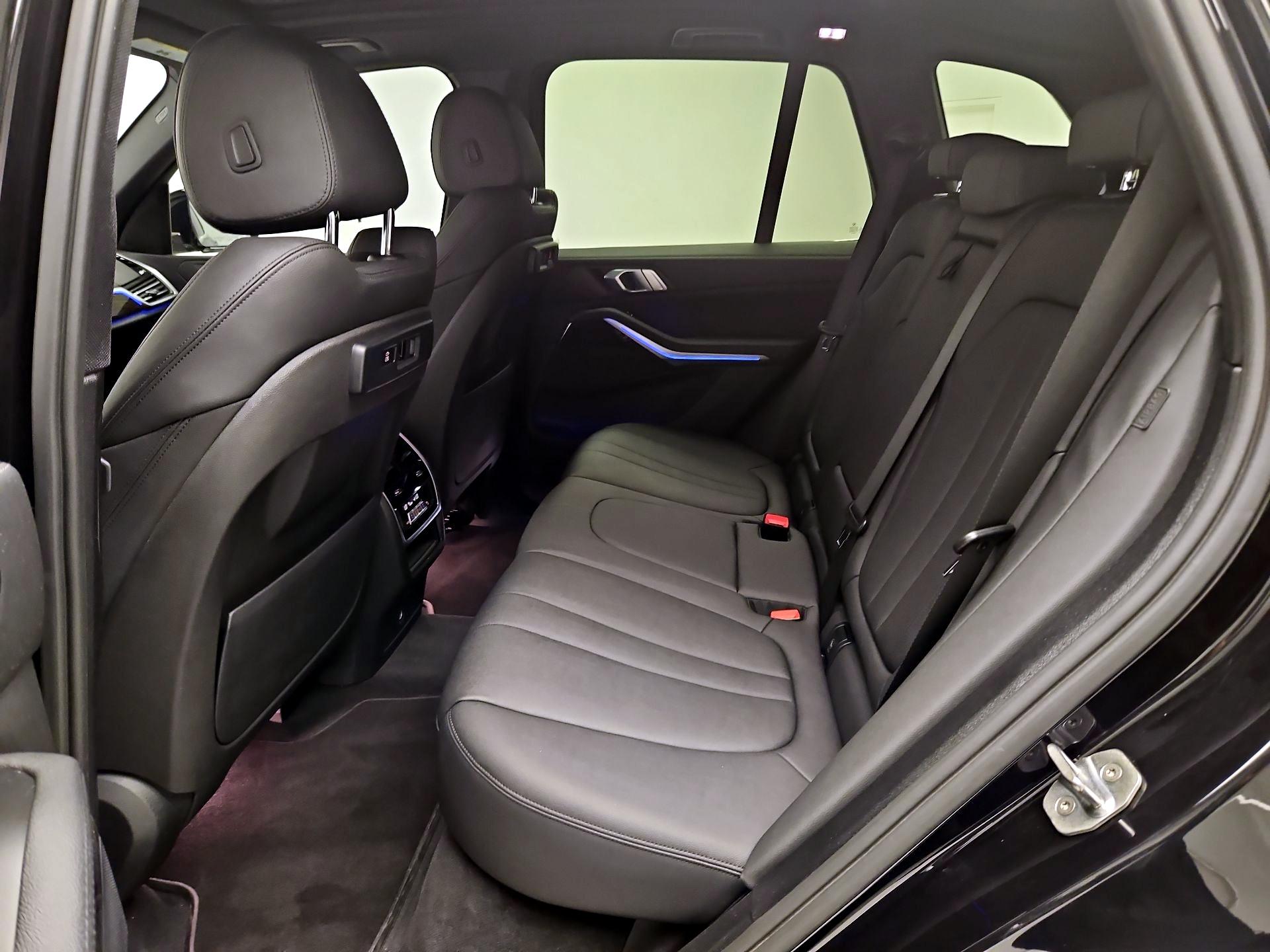Thumbnail: 2020 BMW X5 - 17