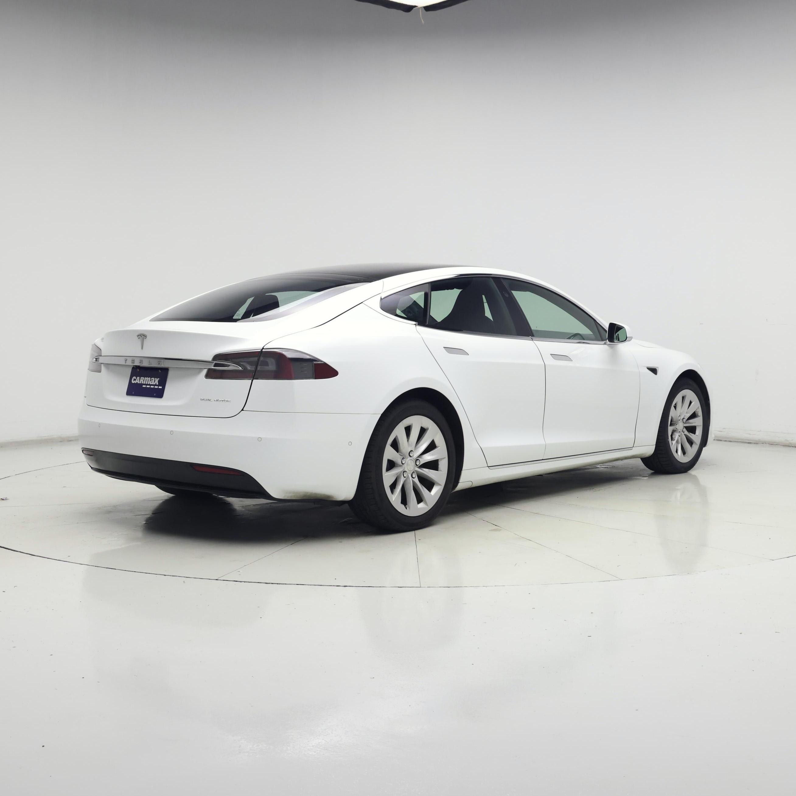 Thumbnail: 2019 Tesla Model S - 8
