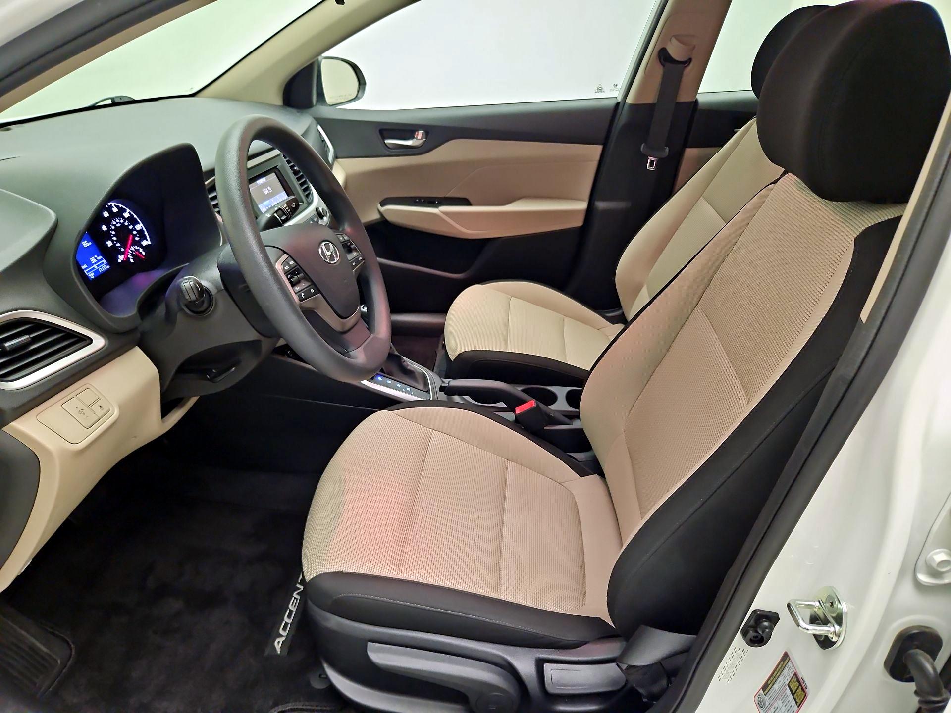 Thumbnail: 2022 Hyundai Accent - 11