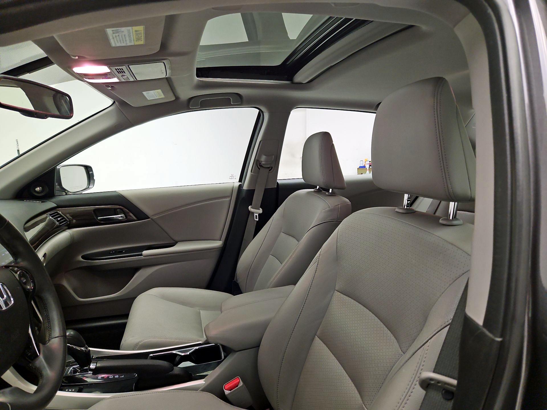 Thumbnail: 2016 Honda Accord - 19
