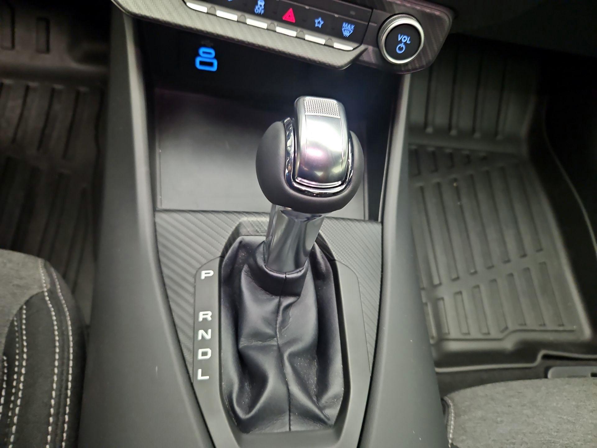 Thumbnail: 2025 Ford Mustang - 17