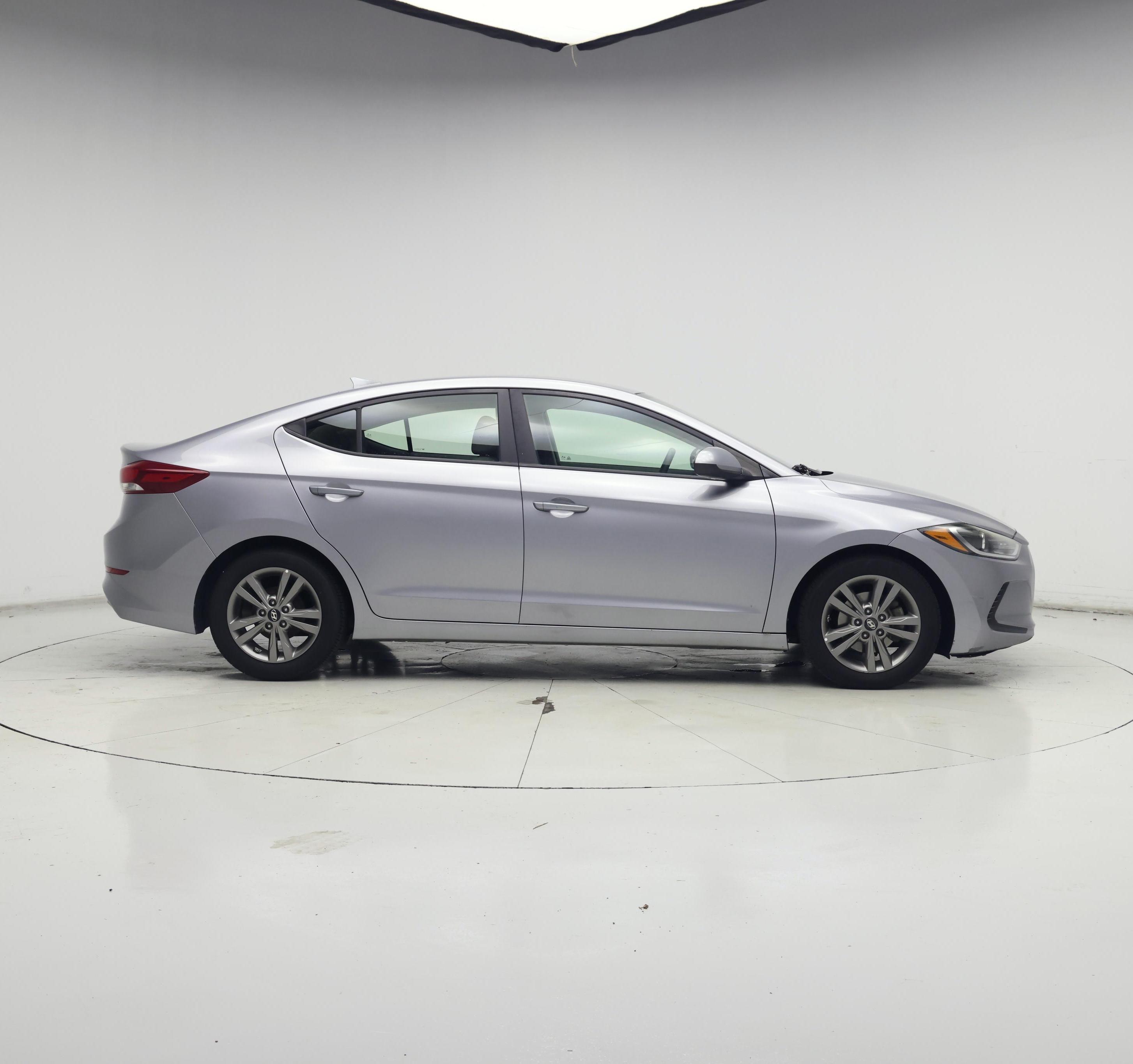 Thumbnail: 2017 Hyundai Elantra - 7