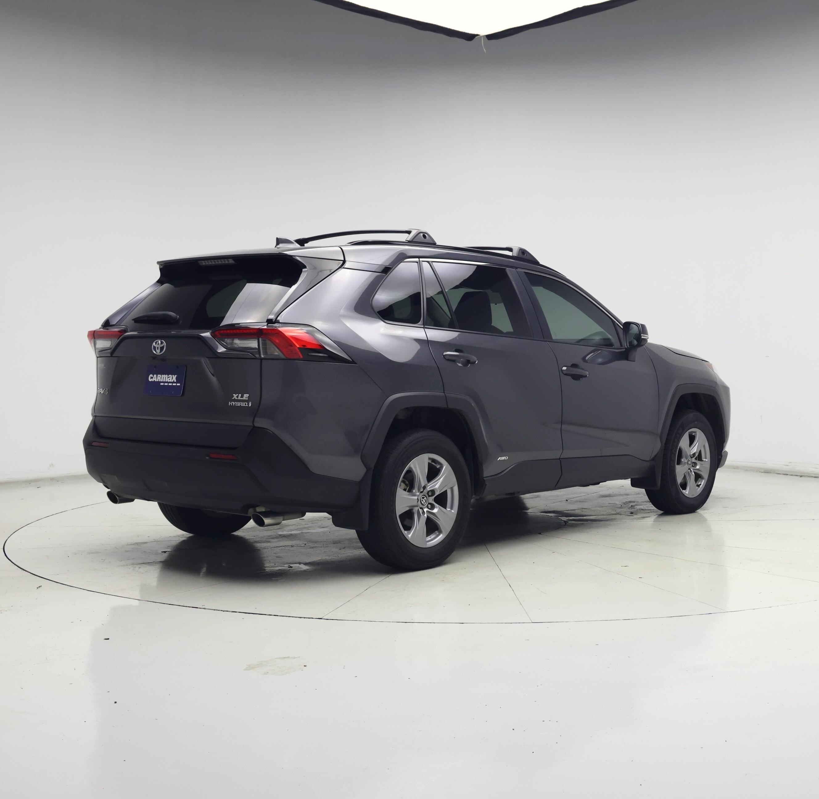 Thumbnail: 2024 Toyota RAV4 - 8