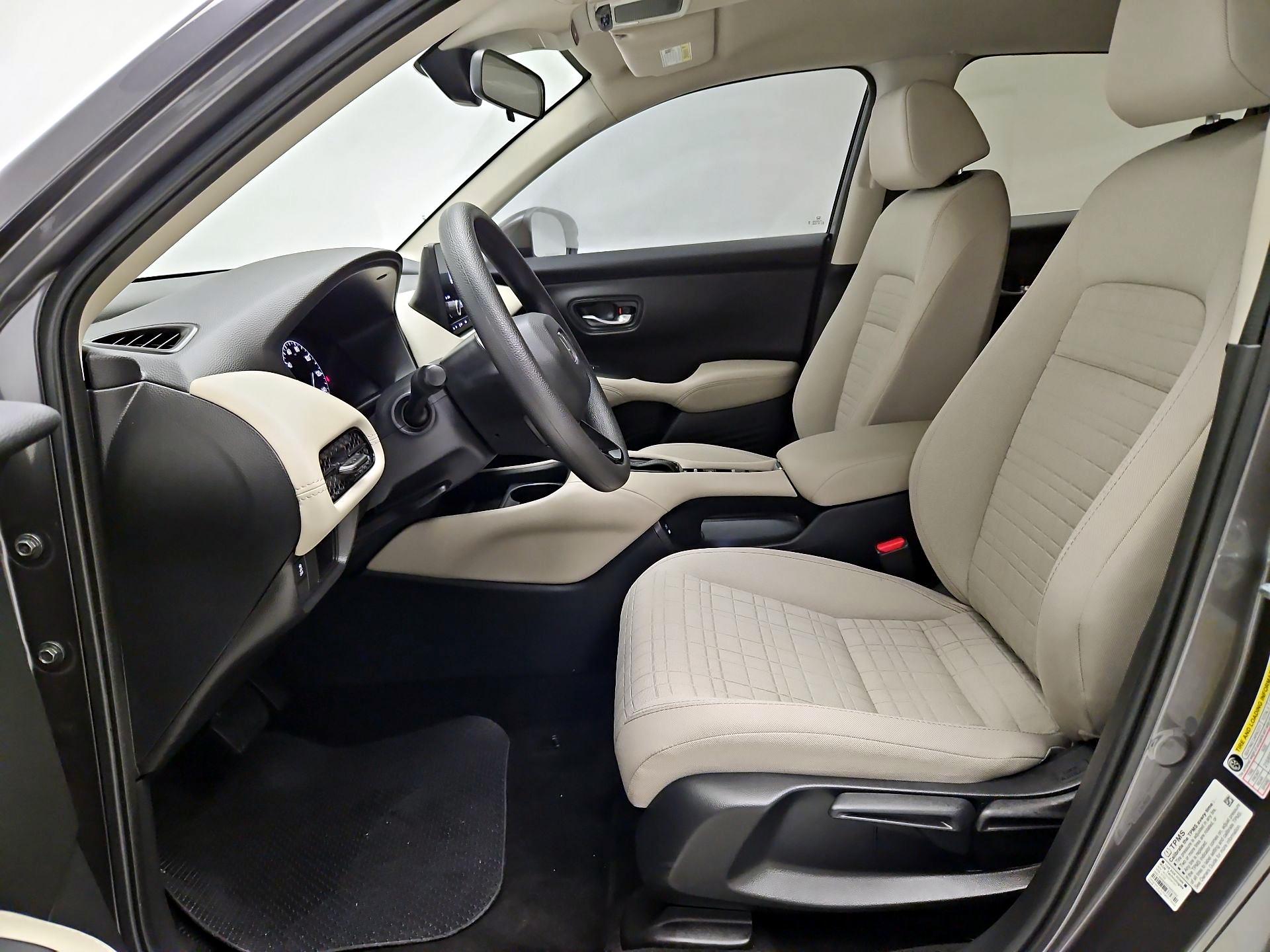 Thumbnail: 2025 Honda HR-V - 11
