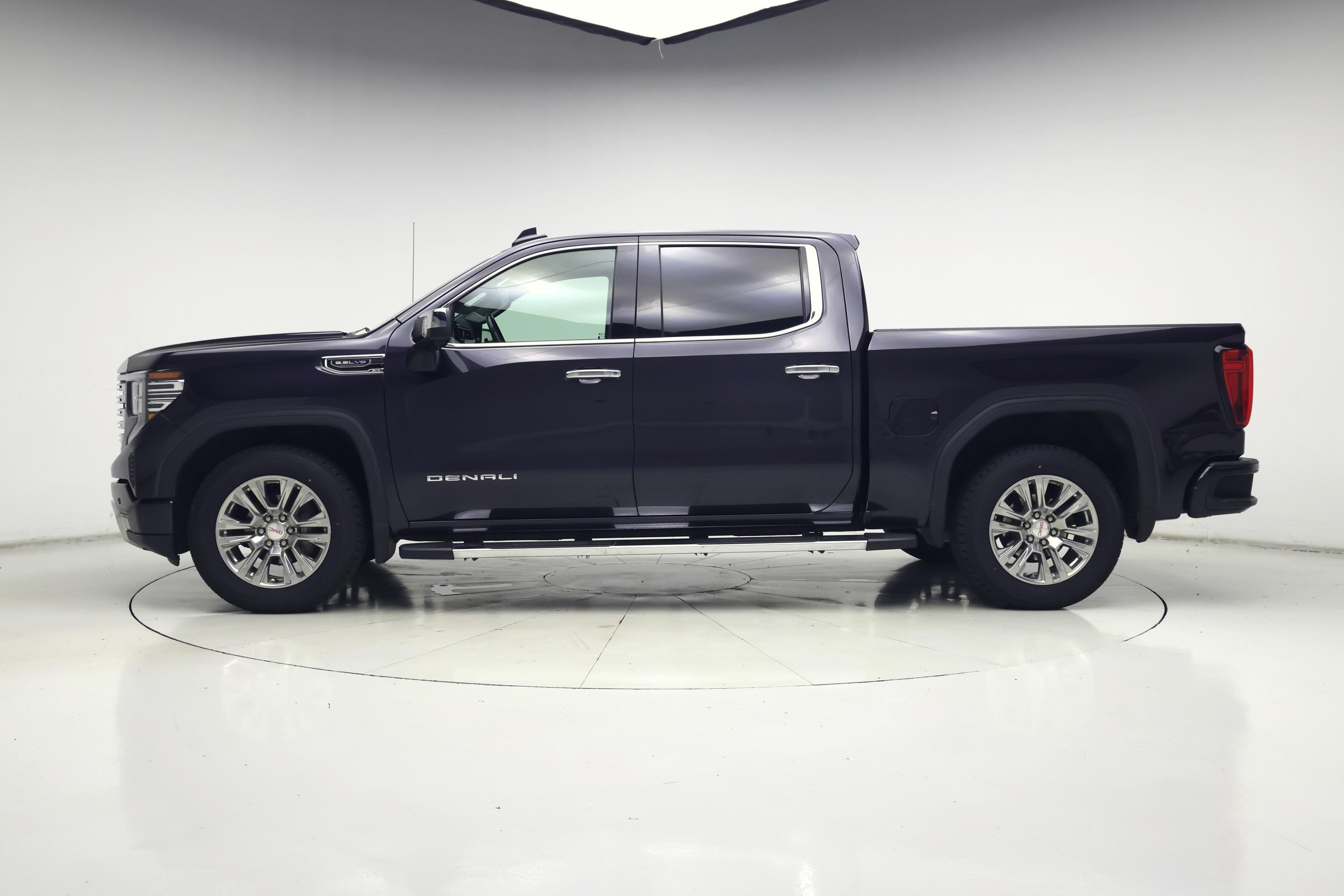 Thumbnail: 2022 GMC Sierra 1500 - 3