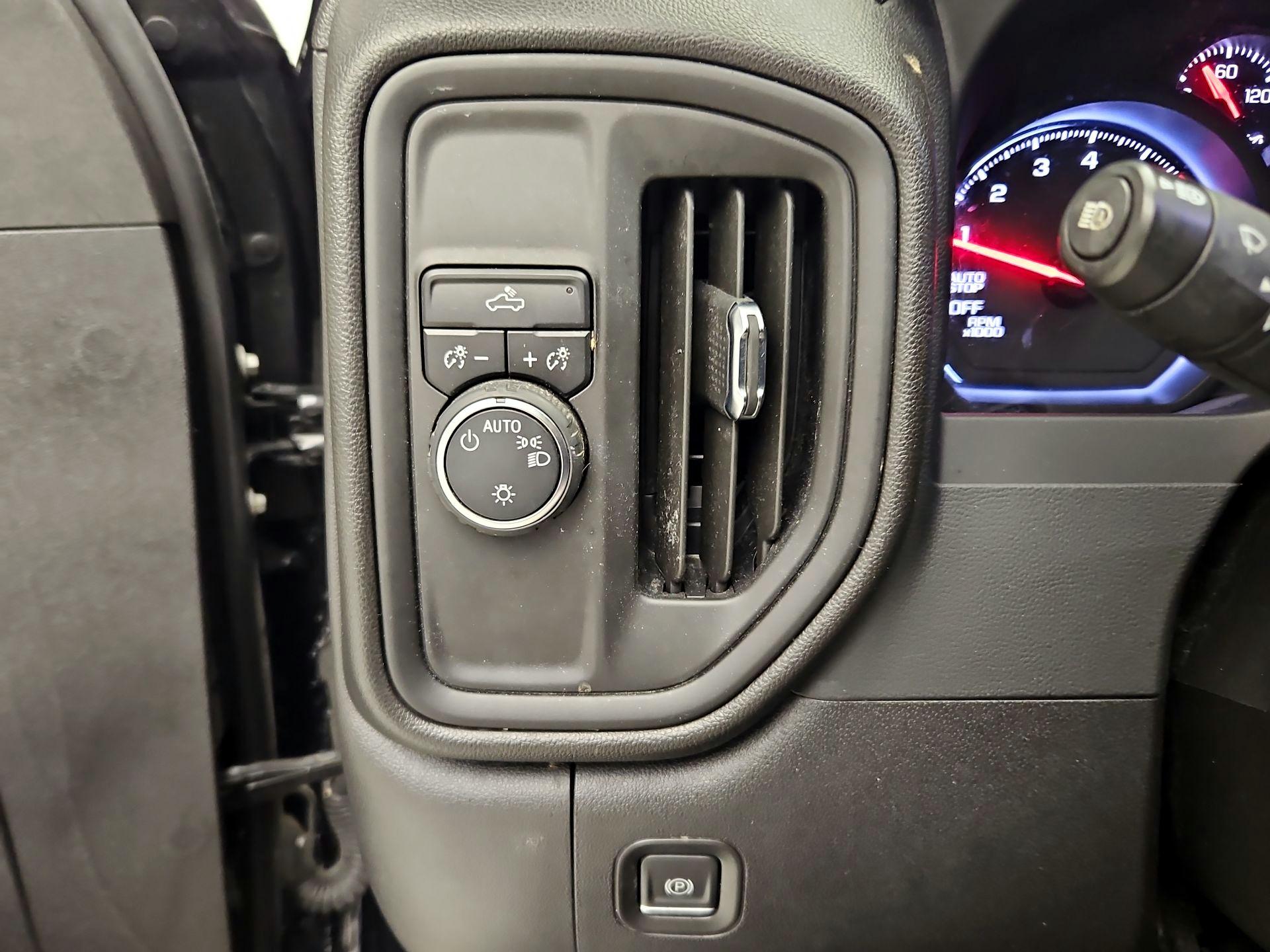 Thumbnail: 2024 Chevrolet Silverado 1500 - 13