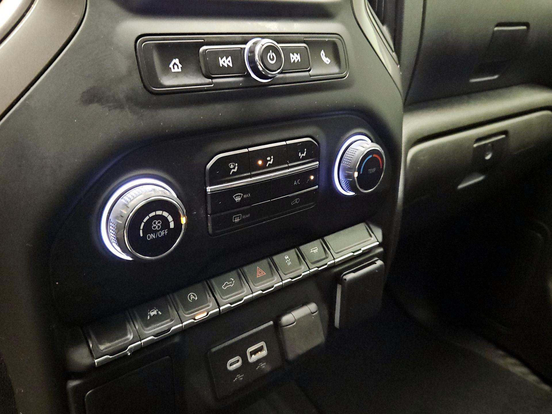 Thumbnail: 2024 Chevrolet Silverado 1500 - 16
