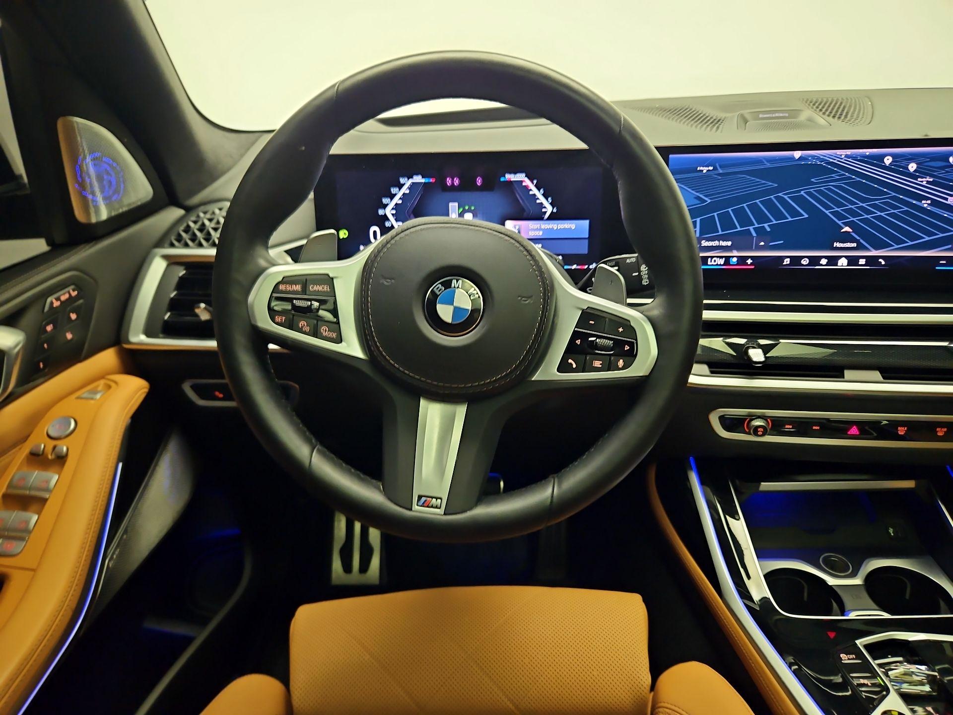 Thumbnail: 2024 BMW X7 - 10