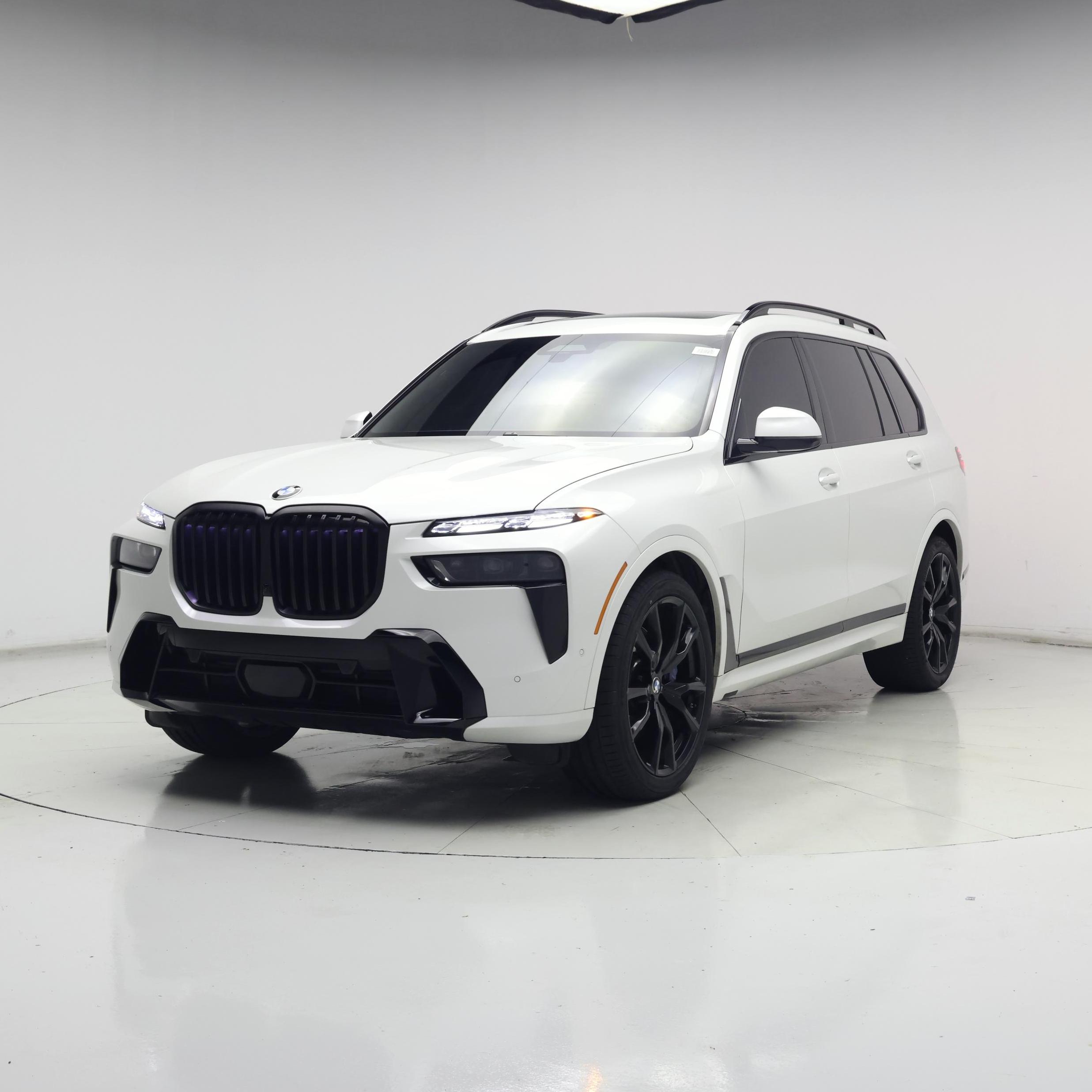Thumbnail: 2024 BMW X7 - 4