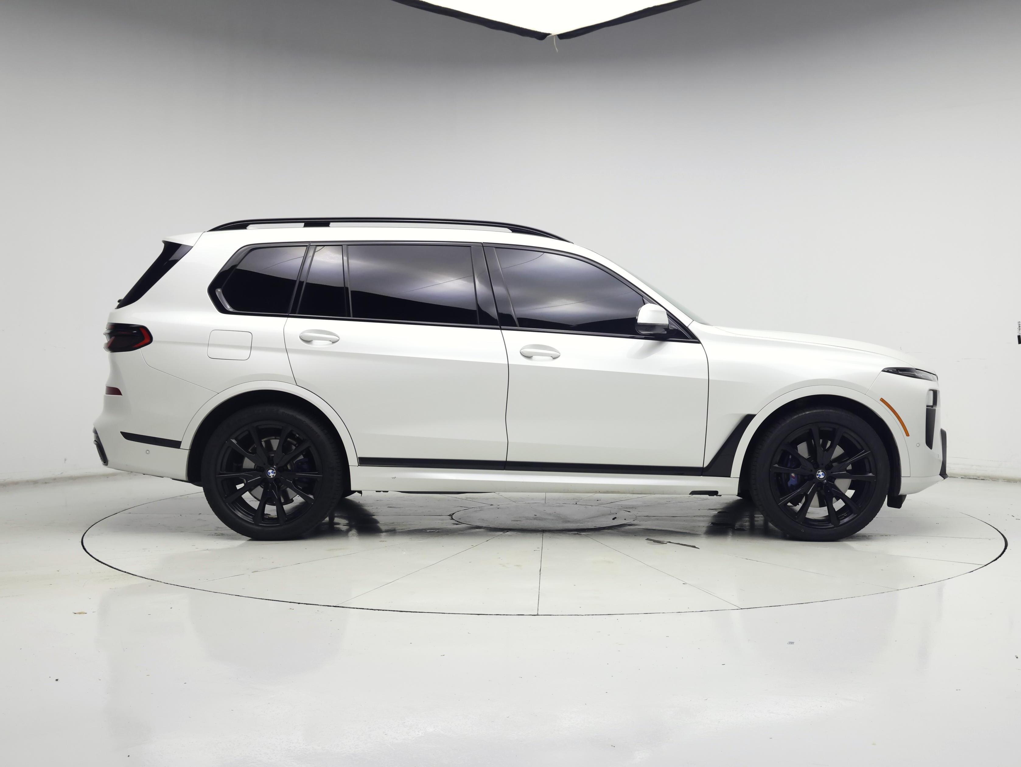 Thumbnail: 2024 BMW X7 - 7