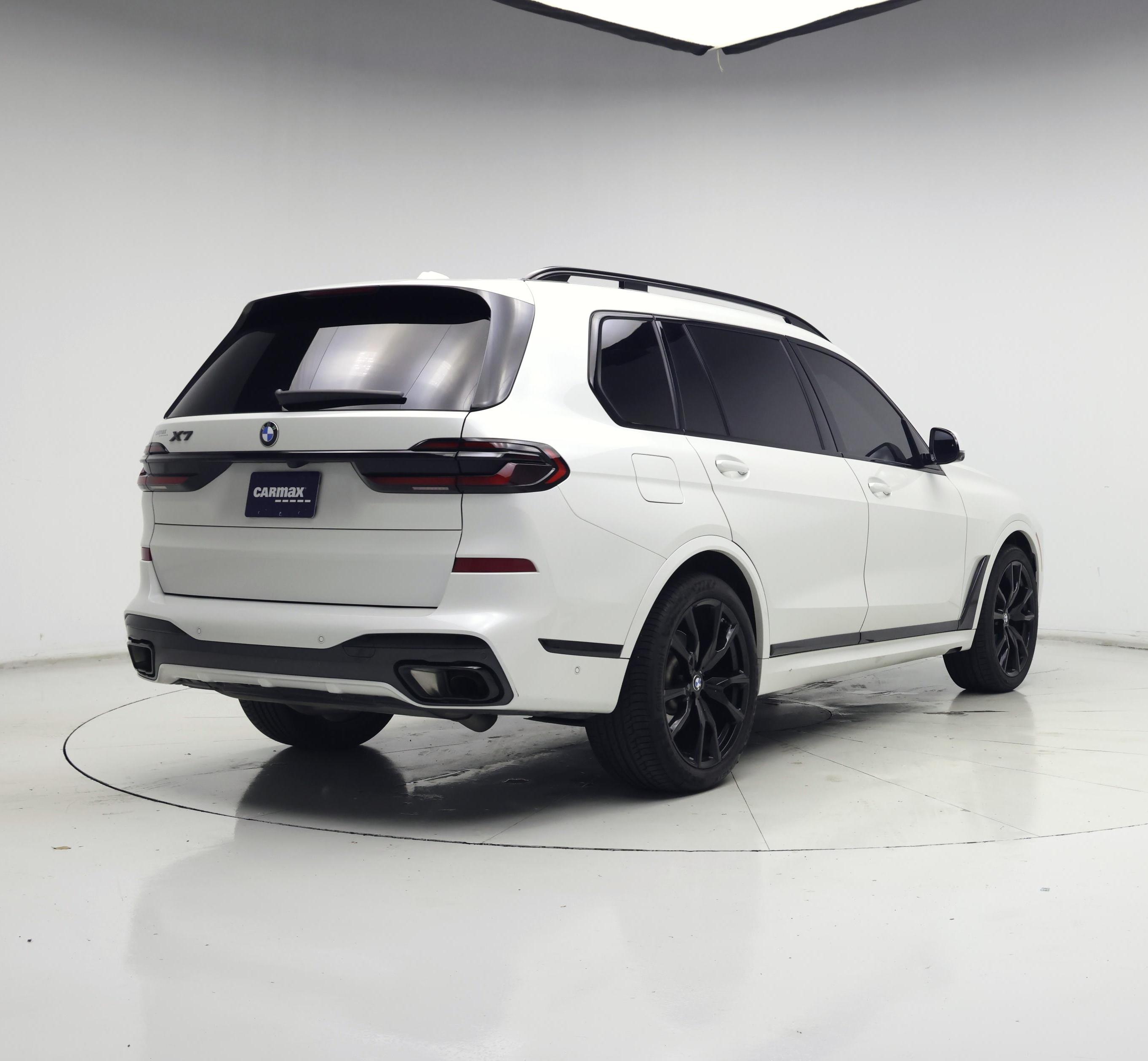 Thumbnail: 2024 BMW X7 - 8