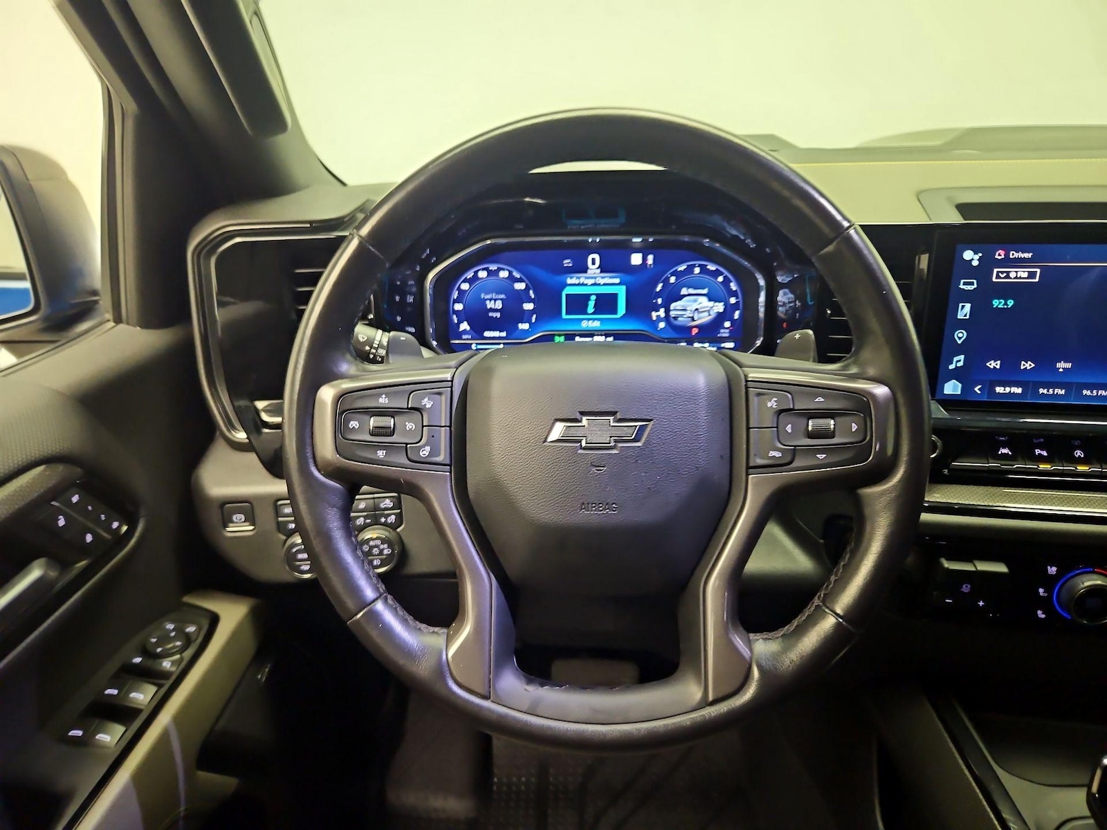 2022 Chevrolet Silverado 1500 ZR2 - Photo 11