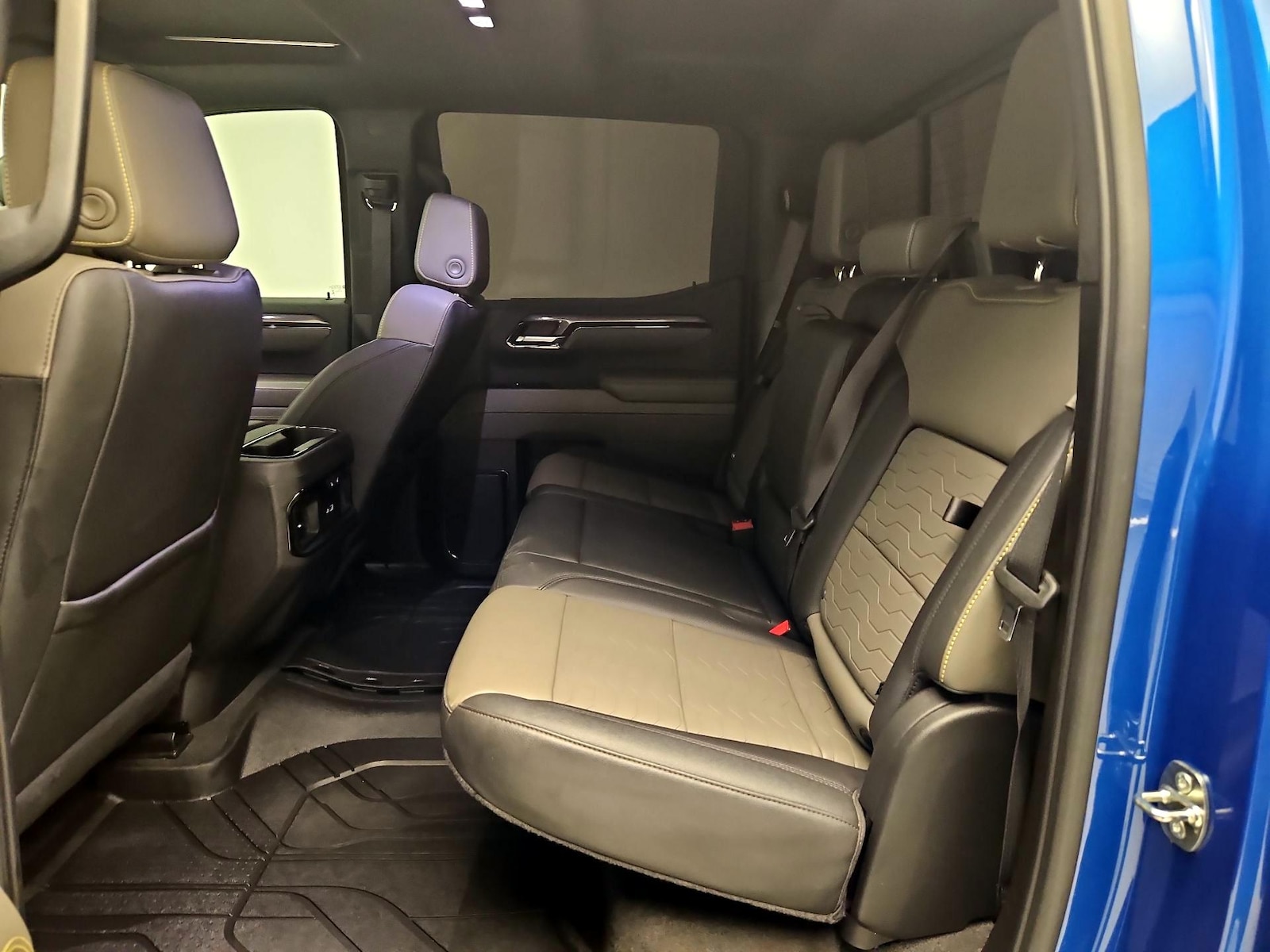 2022 Chevrolet Silverado 1500 ZR2 - Photo 18