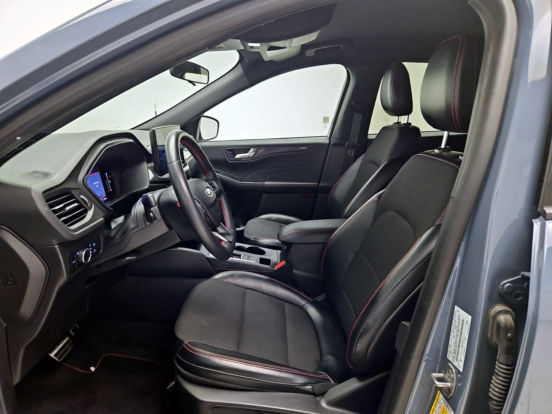 Thumbnail: 2023 Ford Escape - 11