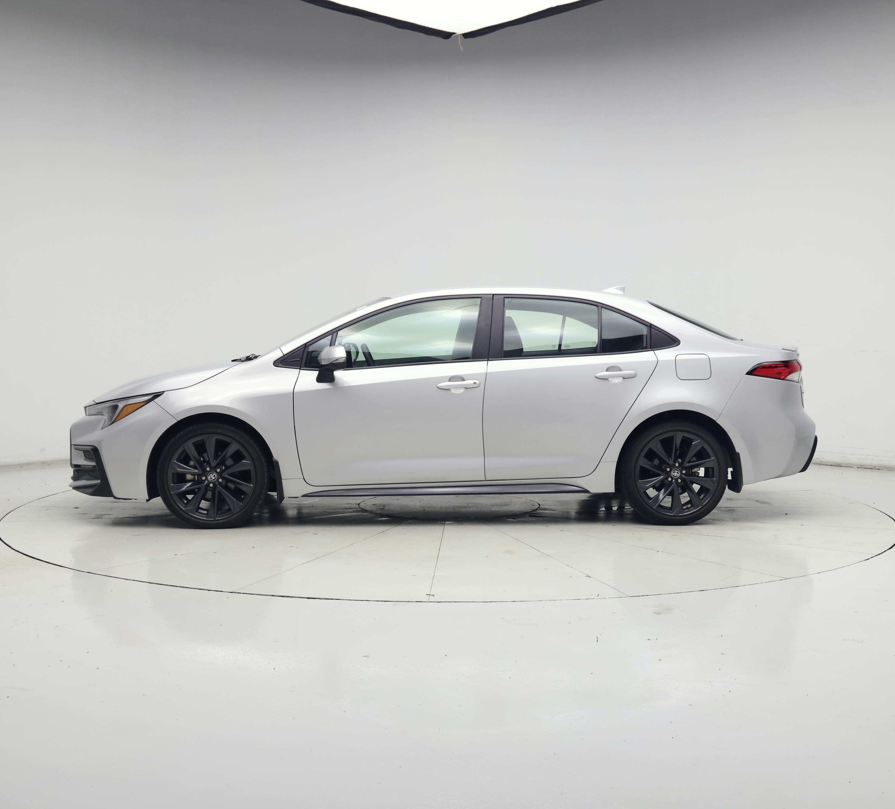 Thumbnail: 2024 Toyota Corolla - 3