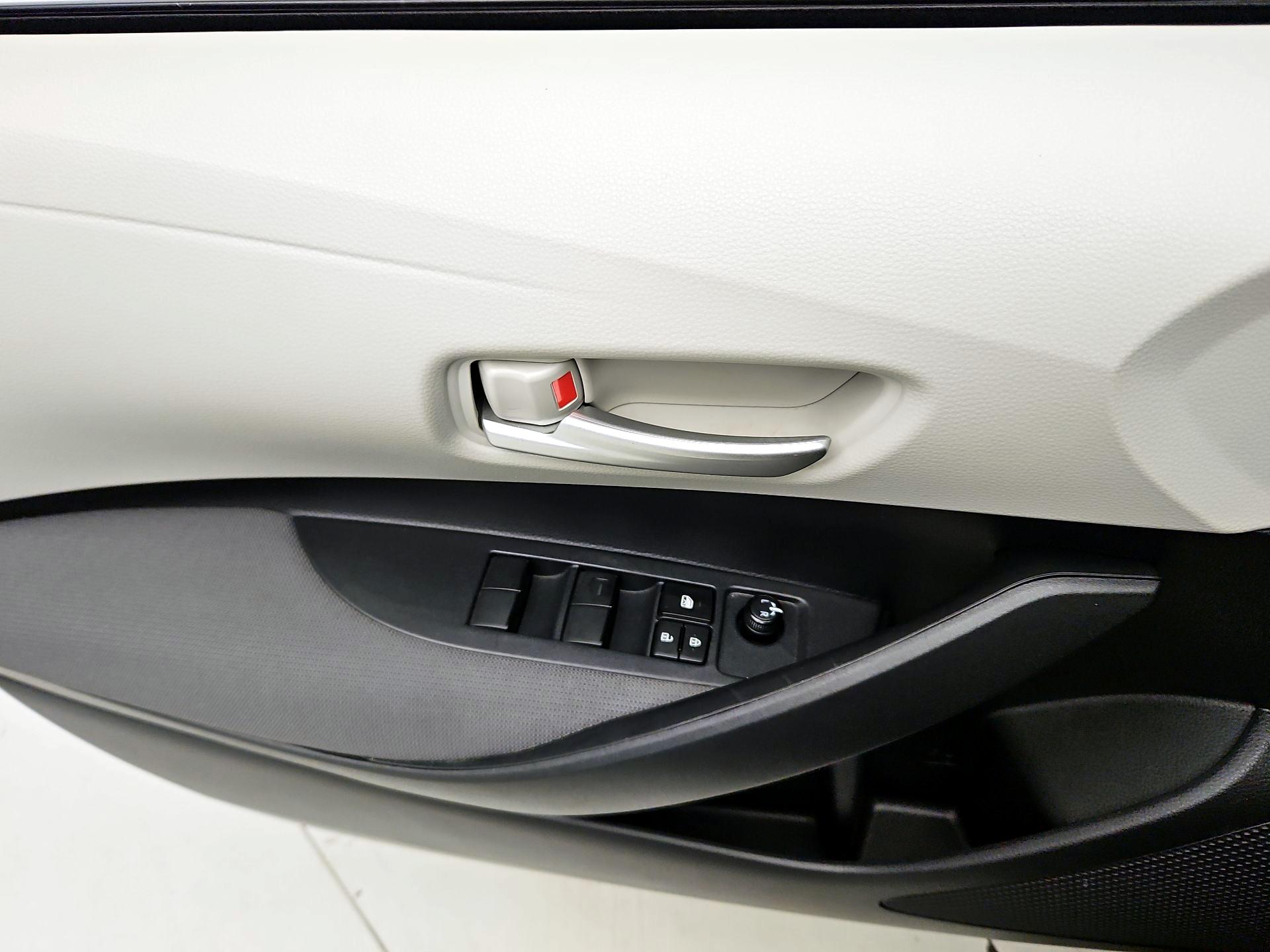 Thumbnail: 2020 Toyota Corolla - 12