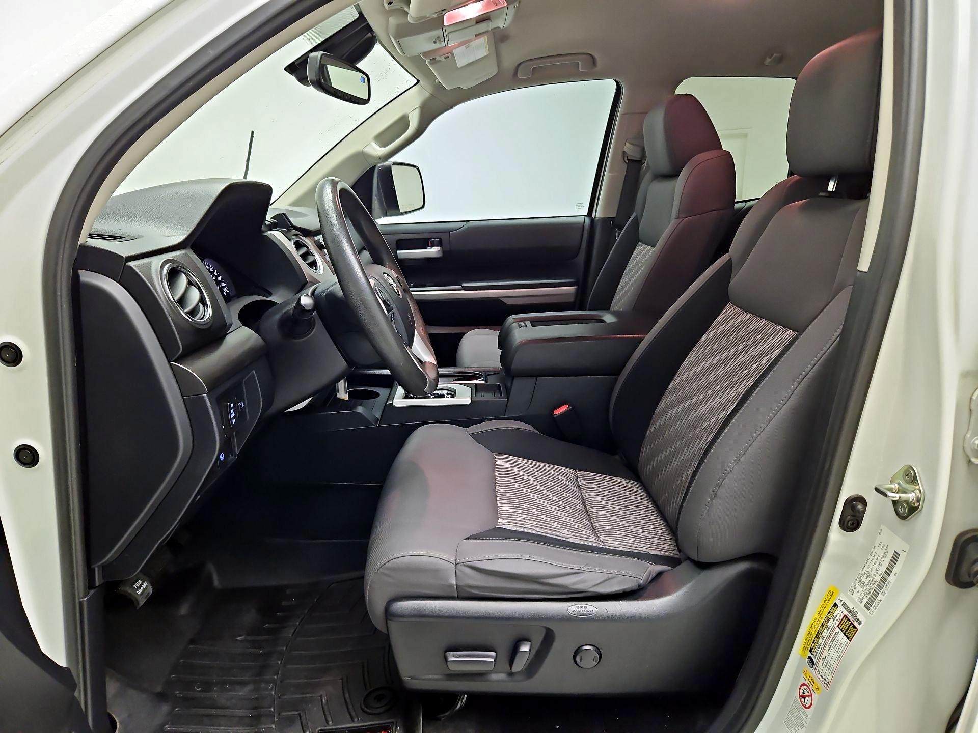 Thumbnail: 2019 Toyota Tundra - 11