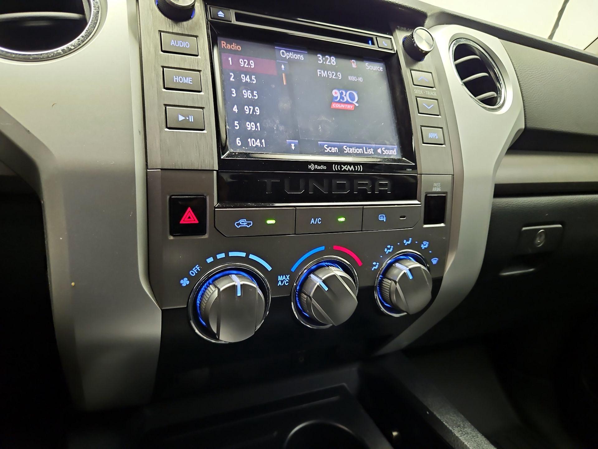 Thumbnail: 2019 Toyota Tundra - 15