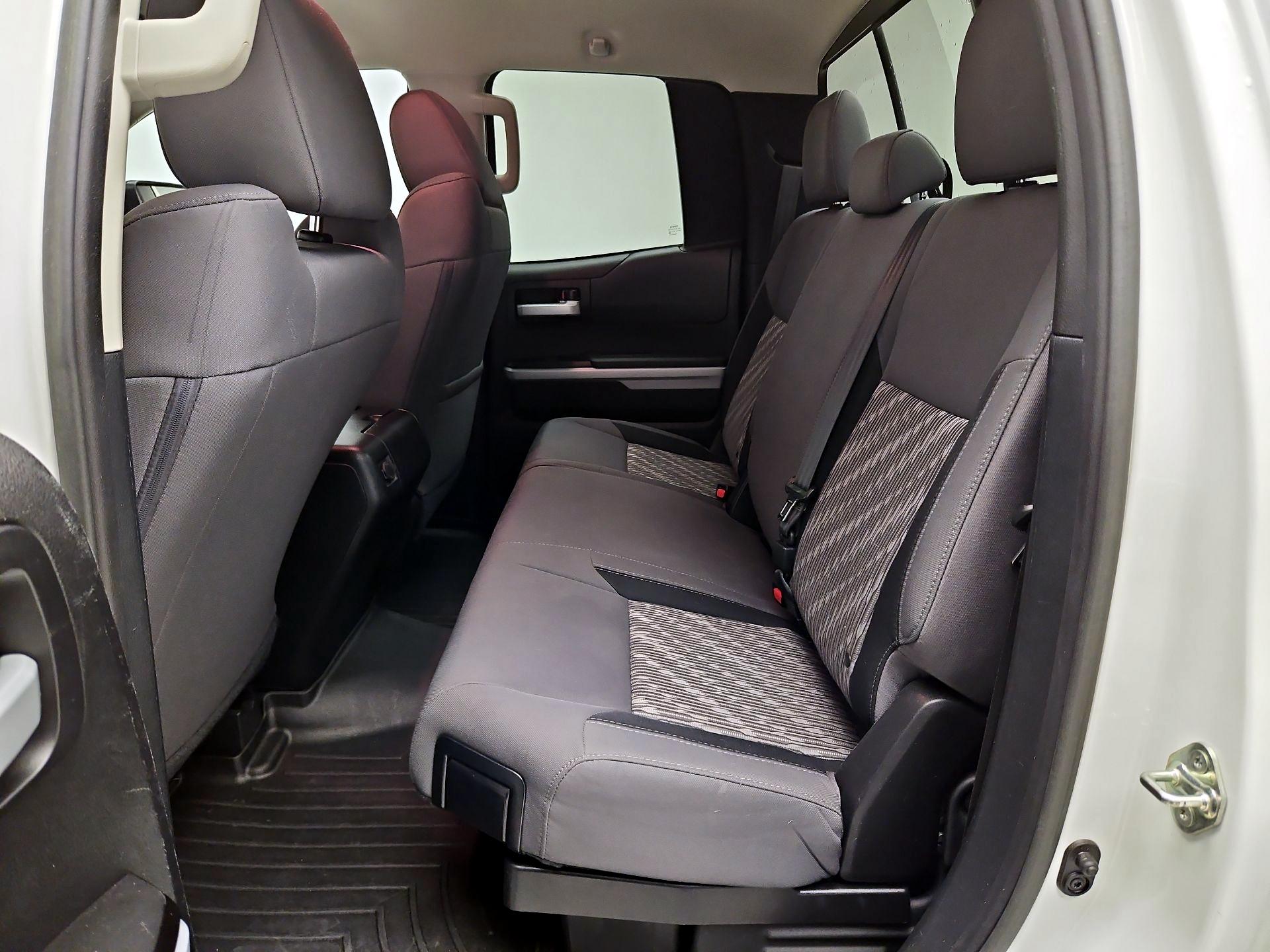 Thumbnail: 2019 Toyota Tundra - 17