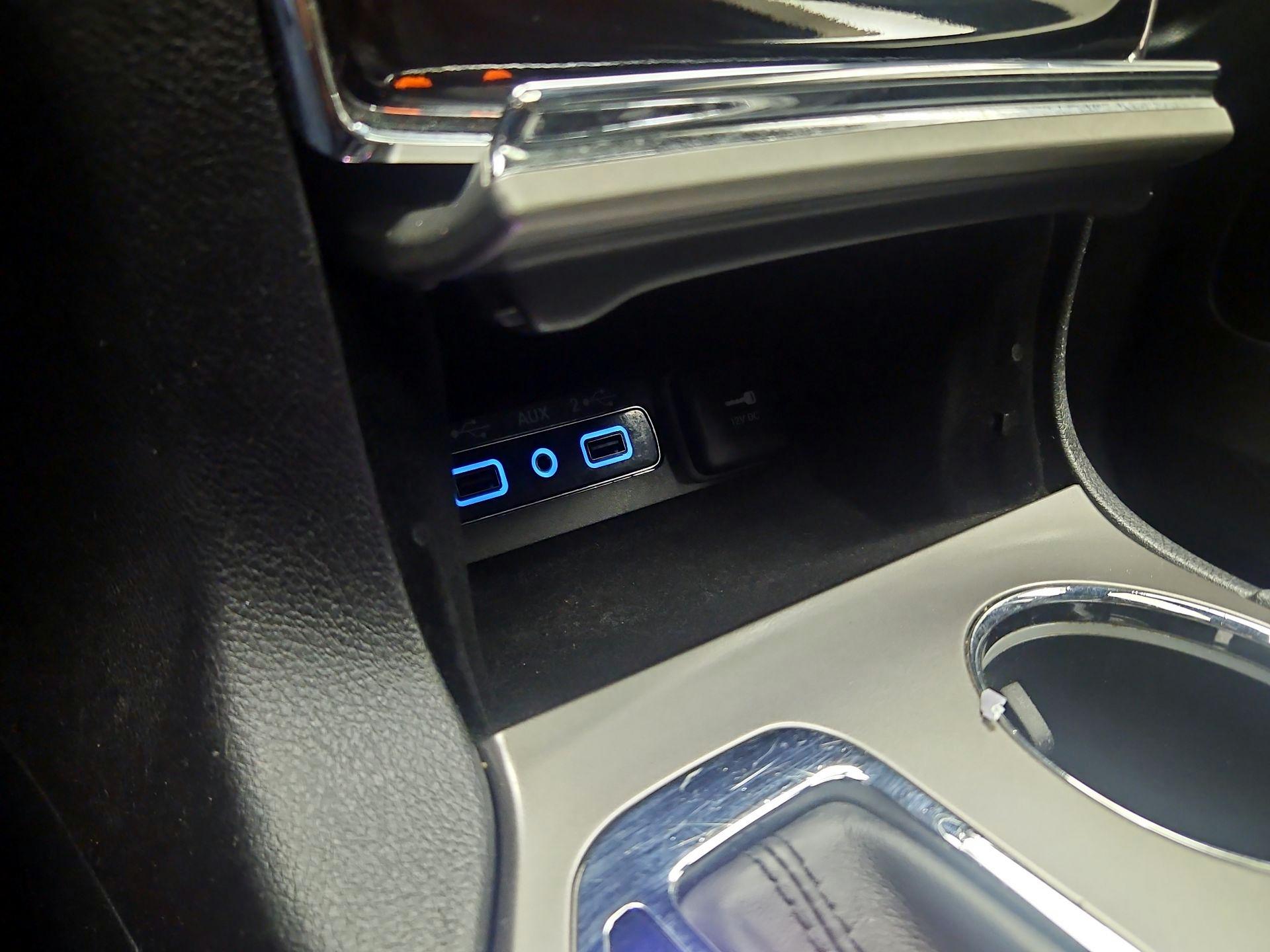 Thumbnail: 2020 Jeep Grand Cherokee - 19