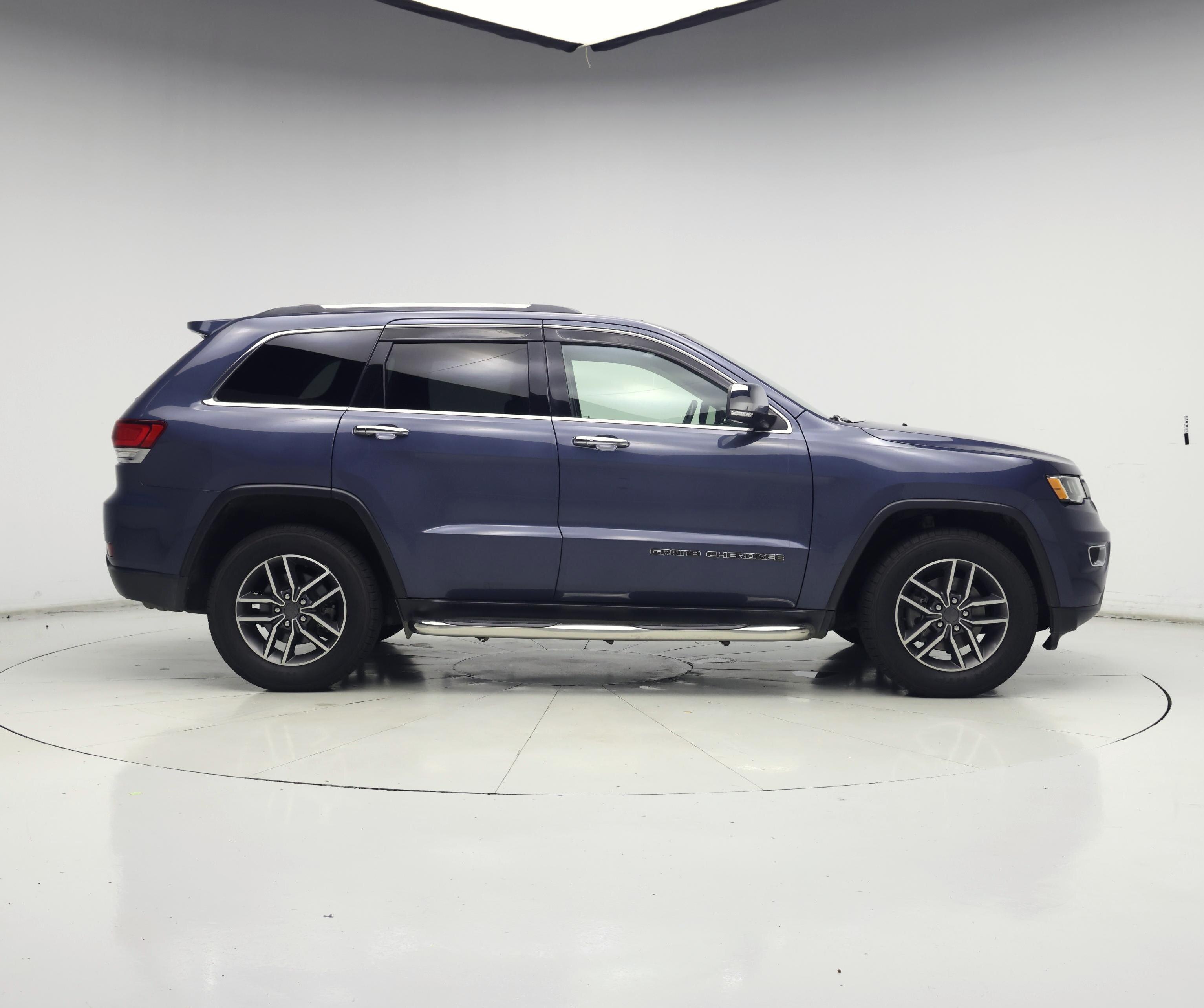 Thumbnail: 2020 Jeep Grand Cherokee - 7