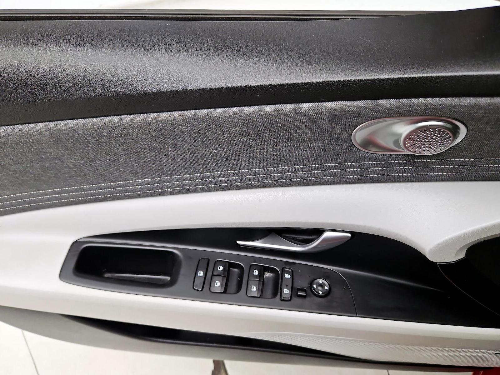 2021 Hyundai Elantra Limited - Photo 13