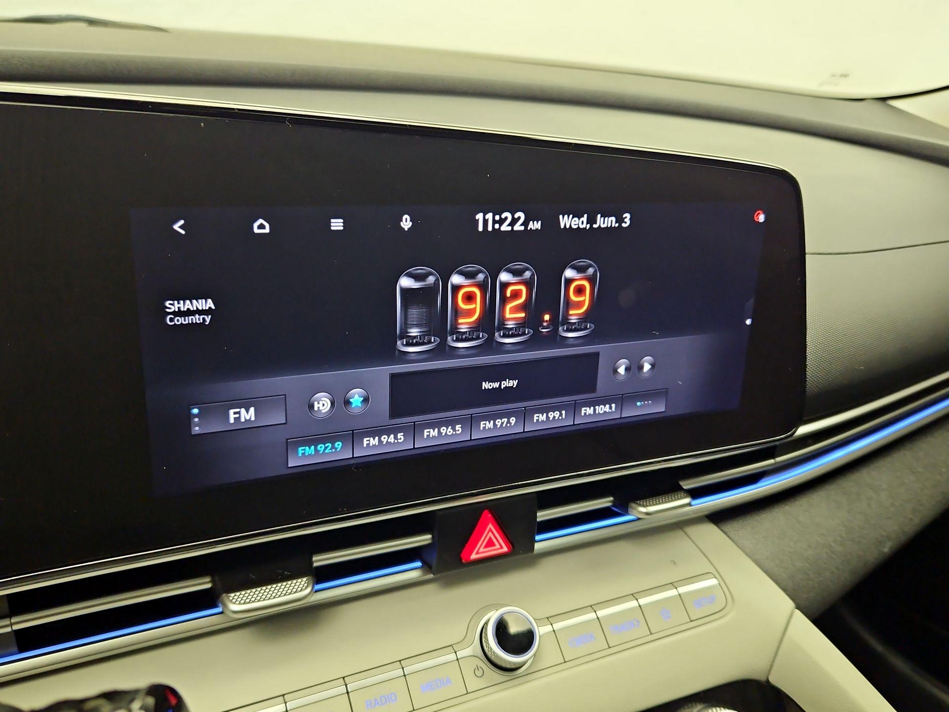 Thumbnail: 2021 Hyundai Elantra - 16