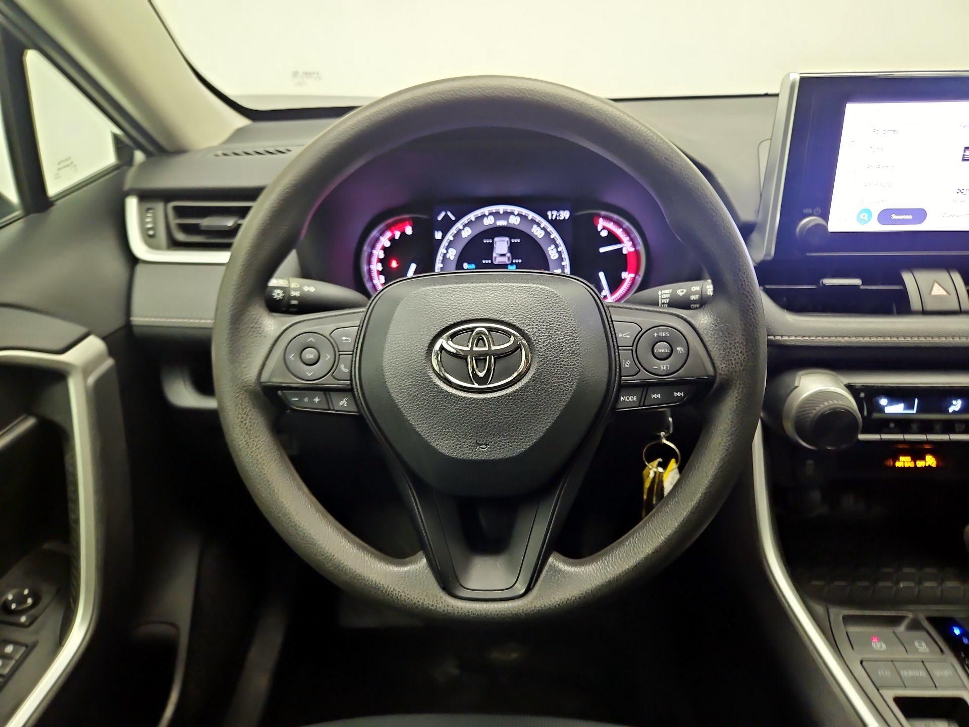 Thumbnail: 2023 Toyota RAV4 - 10