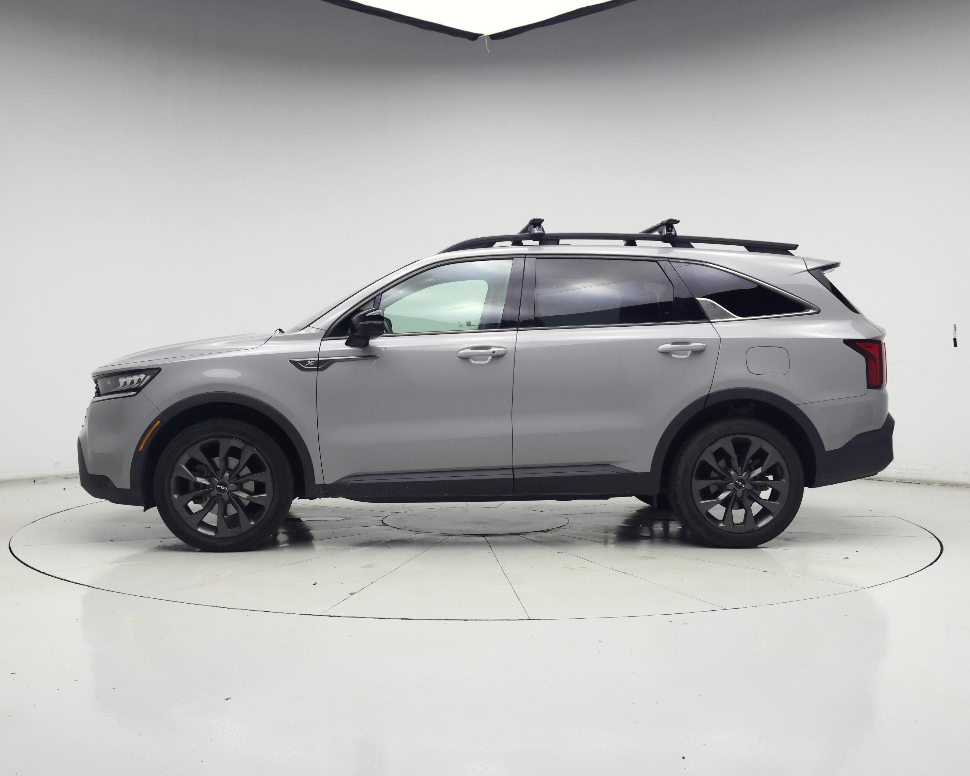 Thumbnail: 2023 Kia Sorento - 3