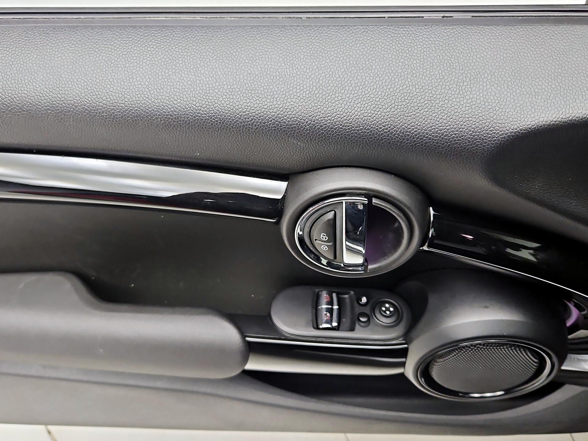 Thumbnail: 2023 MINI Cooper Hardtop - 12