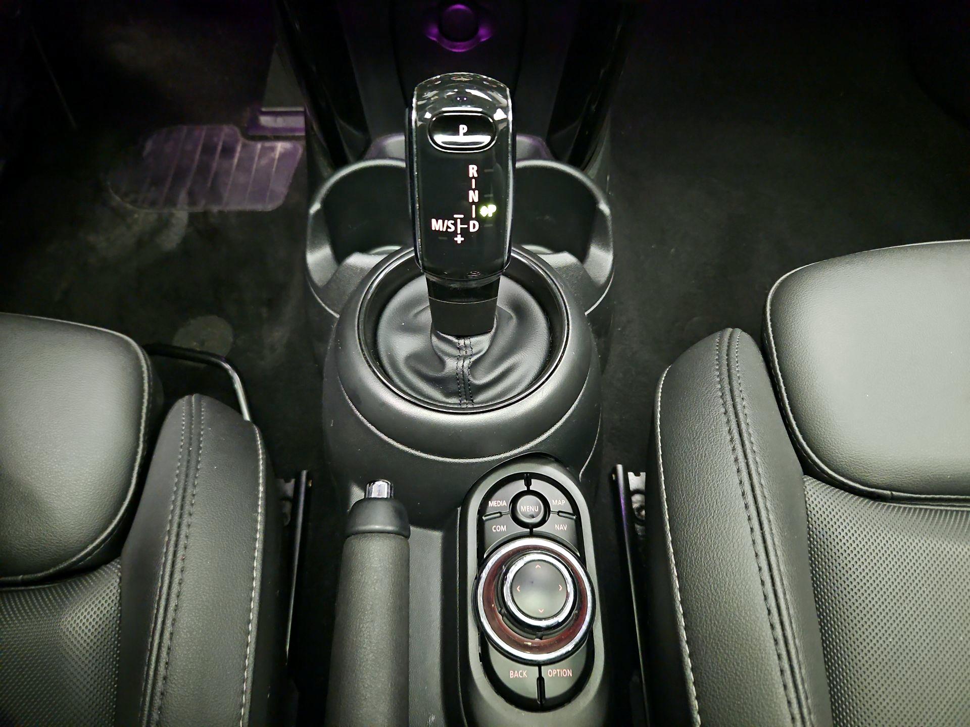 Thumbnail: 2023 MINI Cooper Hardtop - 18