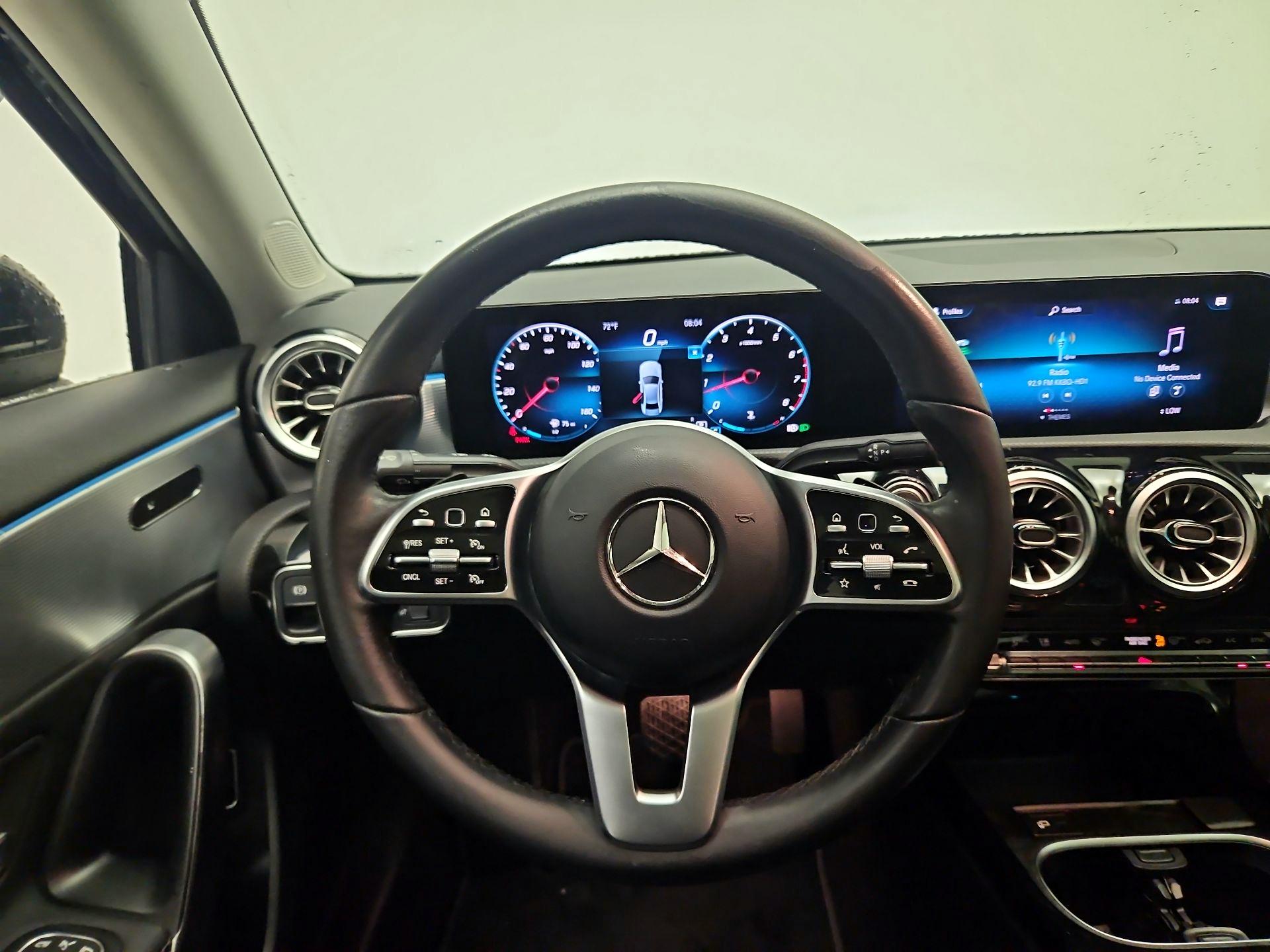 Thumbnail: 2022 Mercedes-Benz A-Class - 10