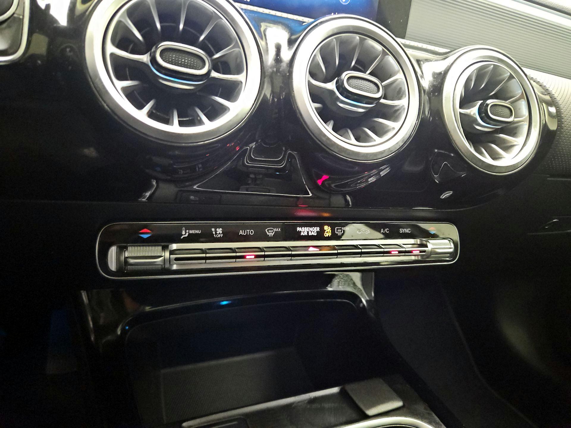 Thumbnail: 2022 Mercedes-Benz A-Class - 15