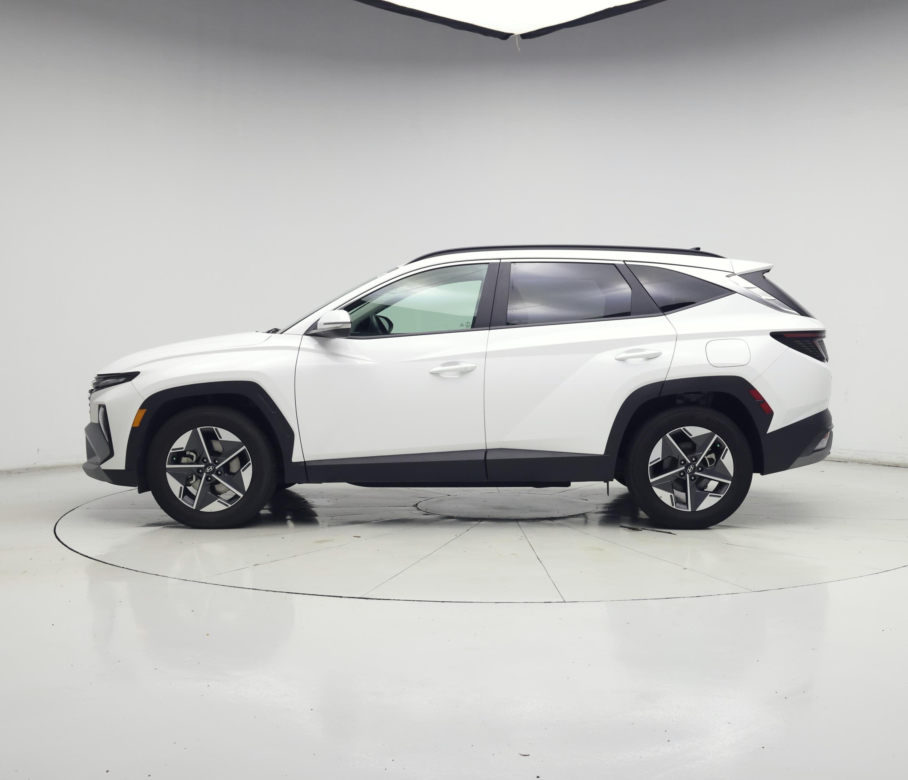 Thumbnail: 2025 Hyundai Tucson - 3