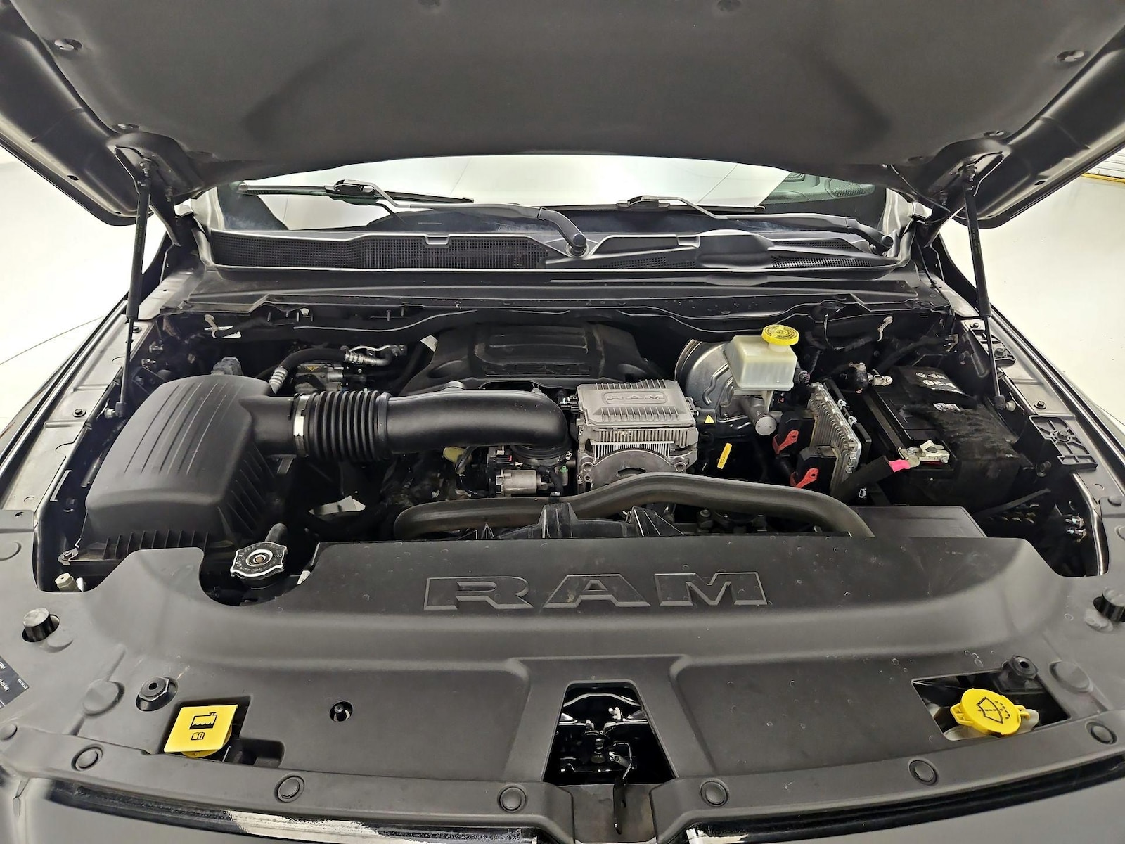 2021 RAM Ram 1500 Pickup Laramie - Photo 19